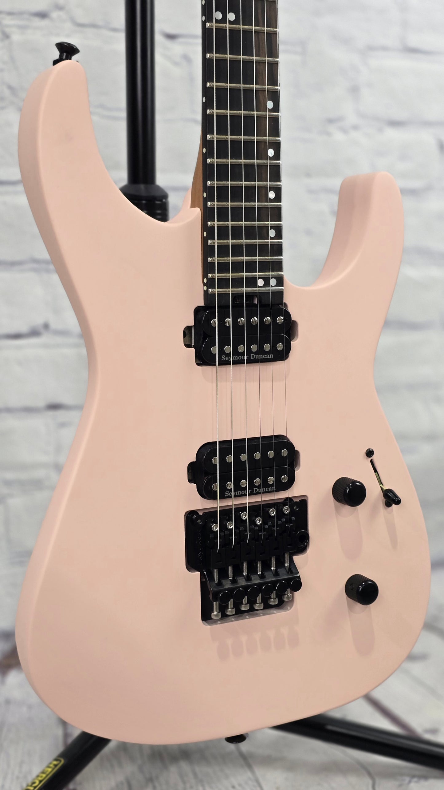 Jackson Guitars American Series Virtuoso 6 String Electric Guitar Shell Pink