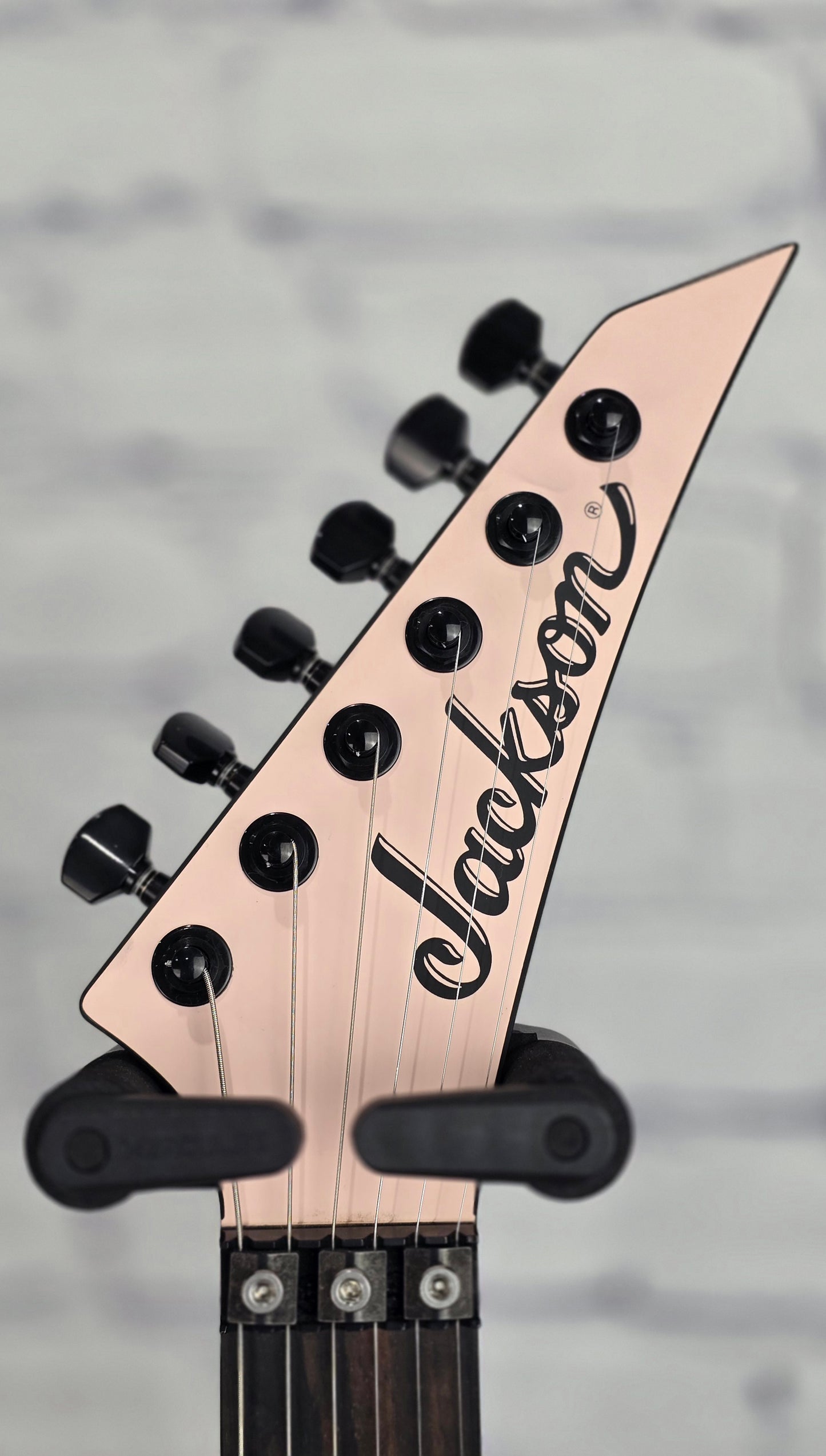 Jackson Guitars American Series Virtuoso 6 String Electric Guitar Shell Pink