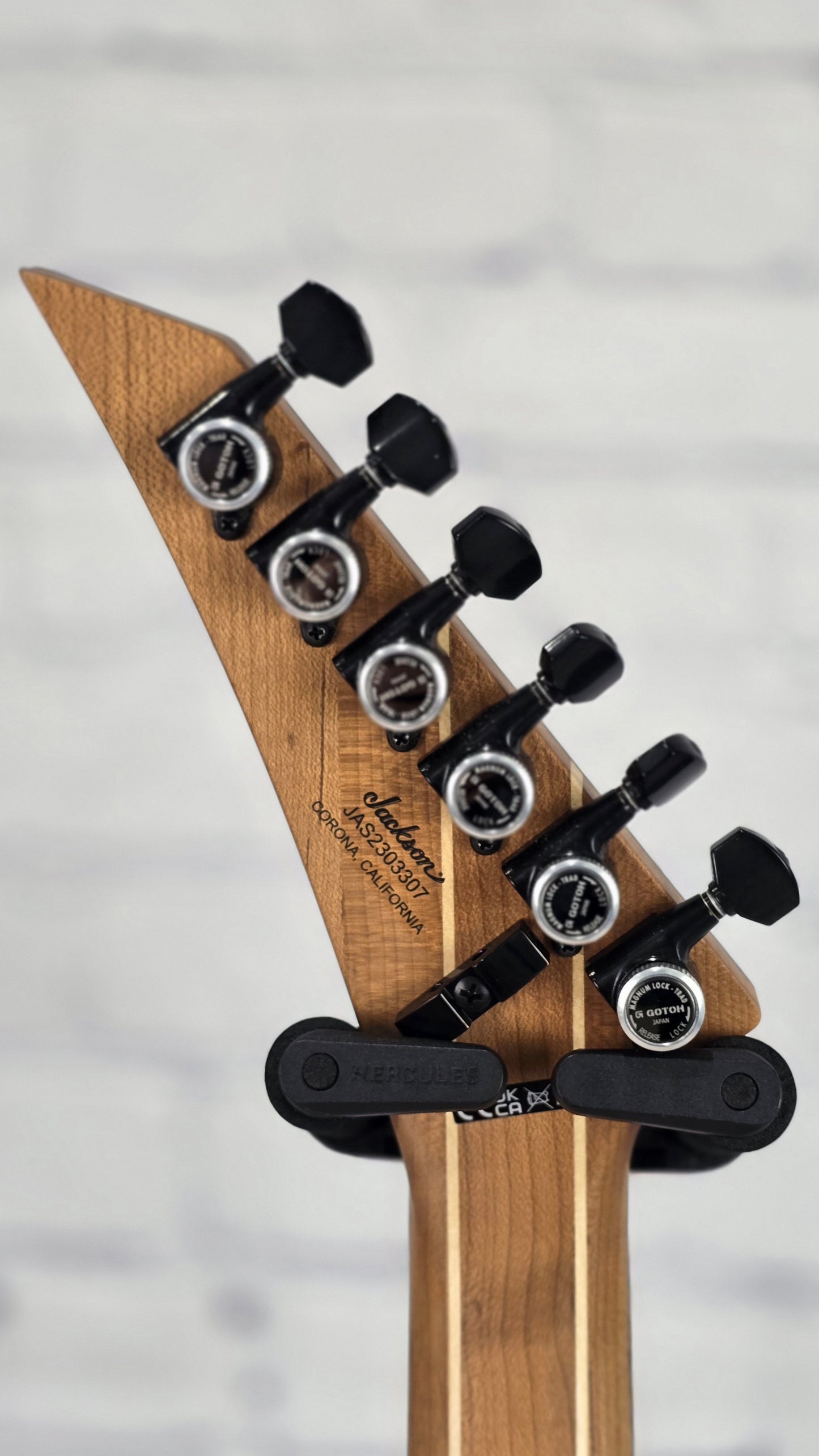 Jackson Guitars American Series Virtuoso 6 String Electric Guitar Shell Pink