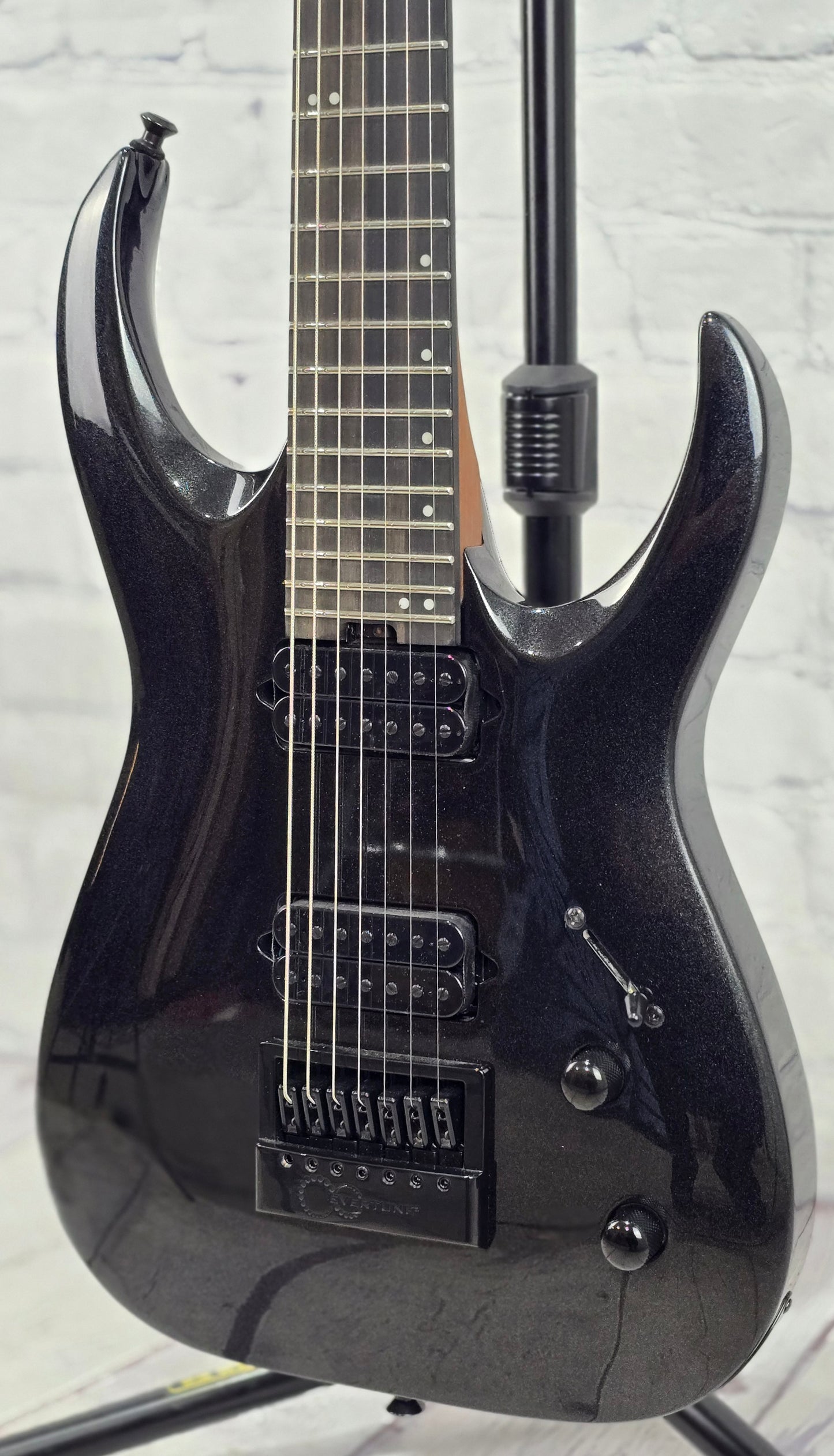 Jackson Guitars Pro Plus Misha Mansoor Juggernaut ET7 7 String Electric Guitar Metallic Black