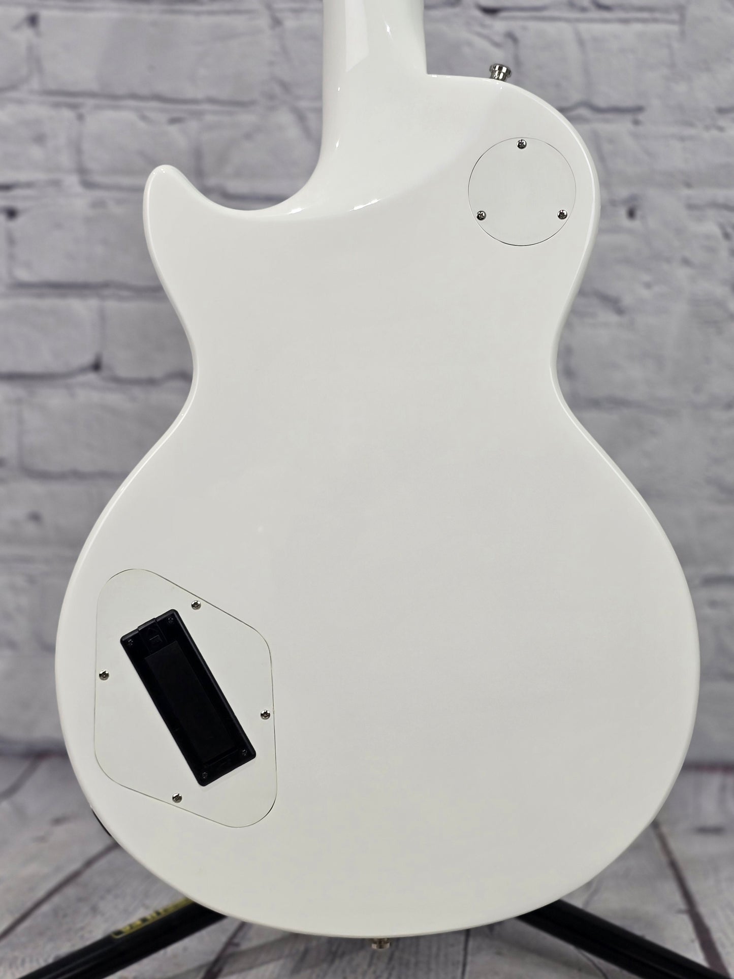 USED Epiphone Matt Heafy Snofall Limited Edition 6 String Electric Guitar Alpine White