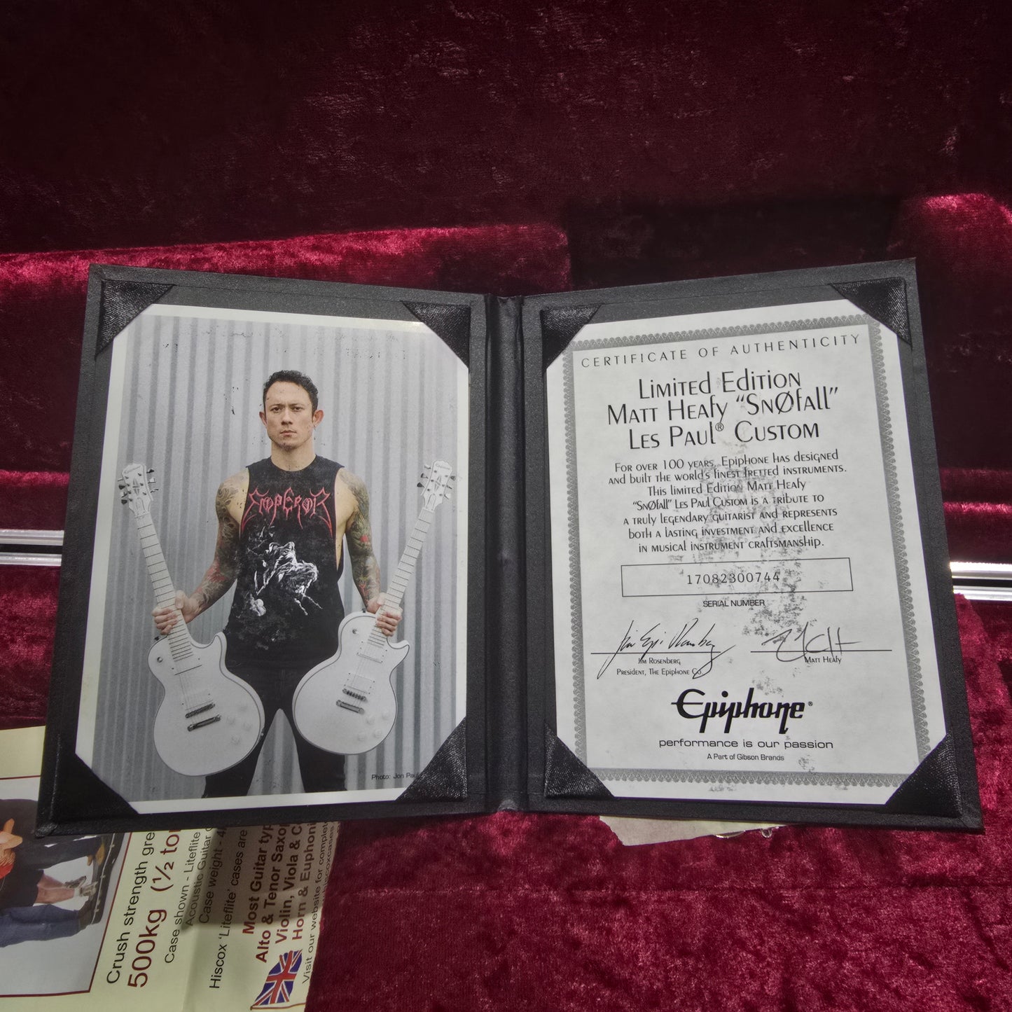 USED Epiphone Matt Heafy Snofall Limited Edition 6 String Electric Guitar Alpine White