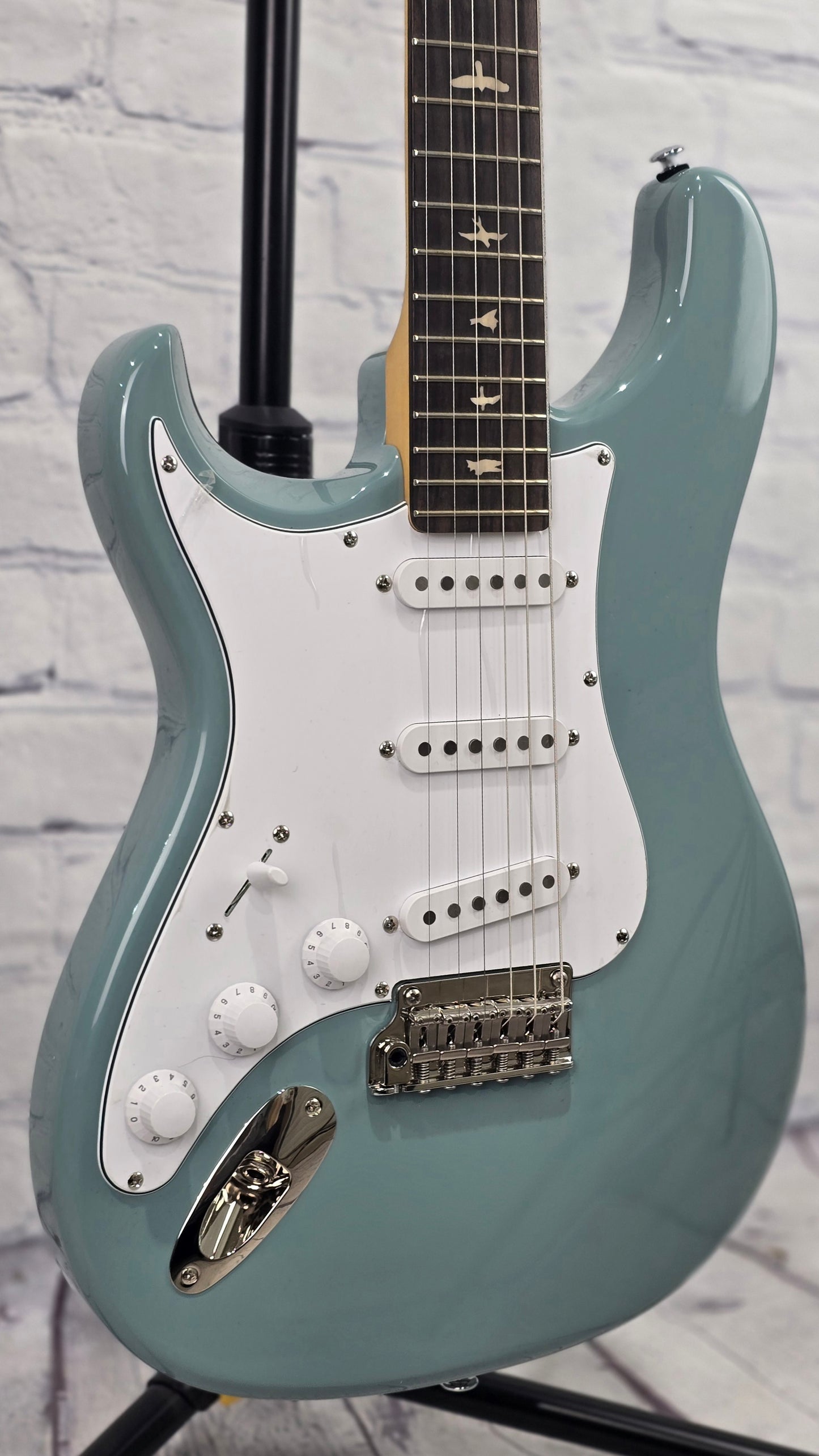 Paul Reed Smith PRS SE Silver Sky Left Handed John Mayer Electric Guitar Stone Blue Lefty