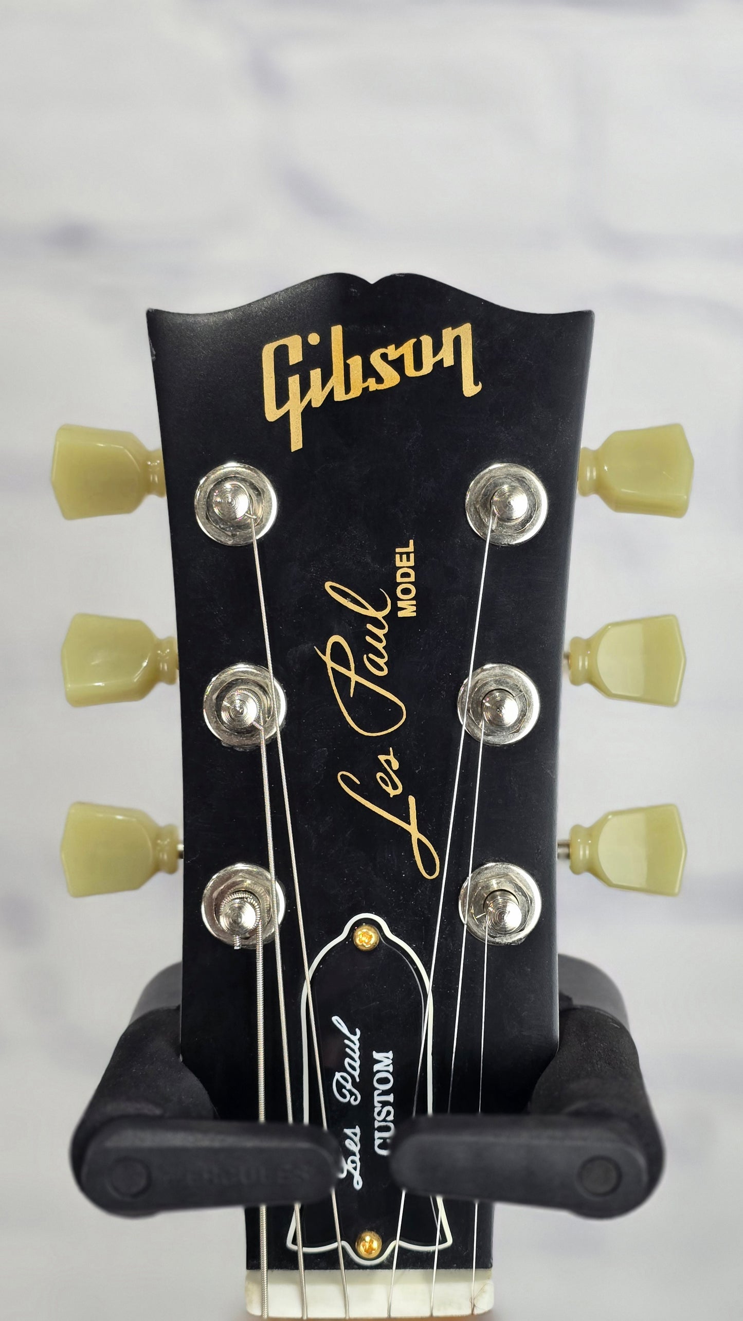 USED Gibson Les Paul 60s Tribute 6 String Electric Guitar Honey Burst Satin