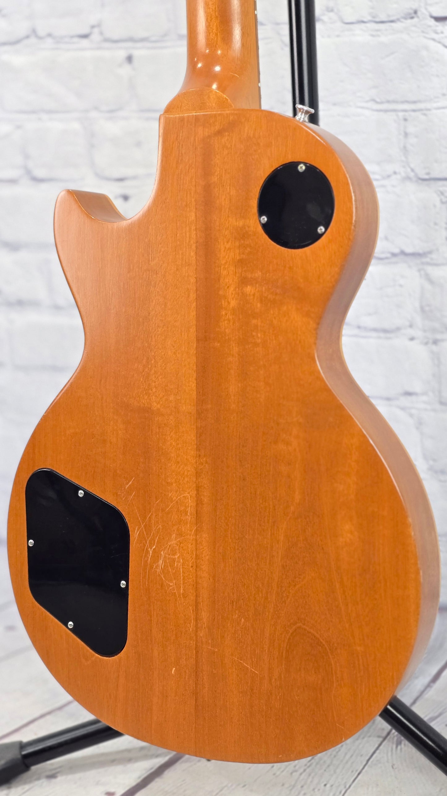 USED Gibson Les Paul 60s Tribute 6 String Electric Guitar Honey Burst Satin