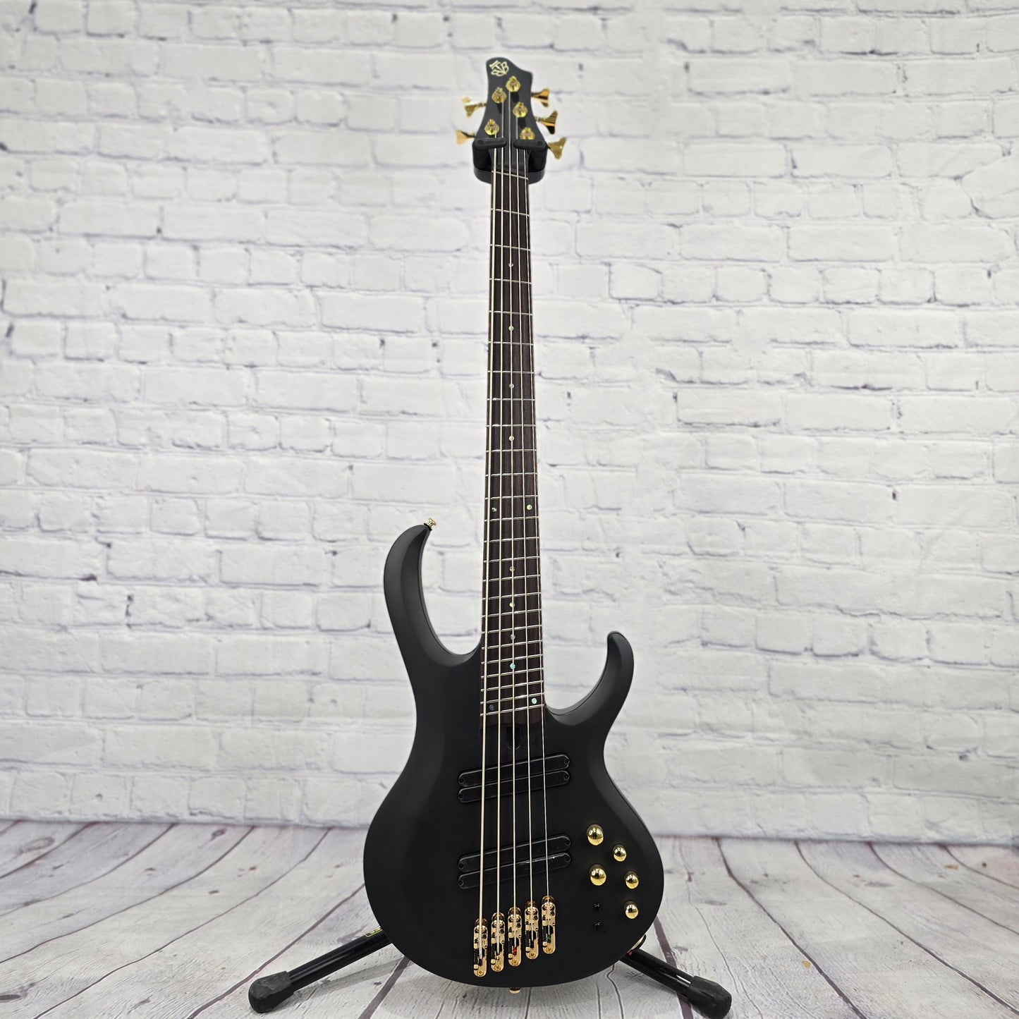 Ibanez Bass Workshop BTB605LM BKF 5 String Multiscale Bass Black Flat