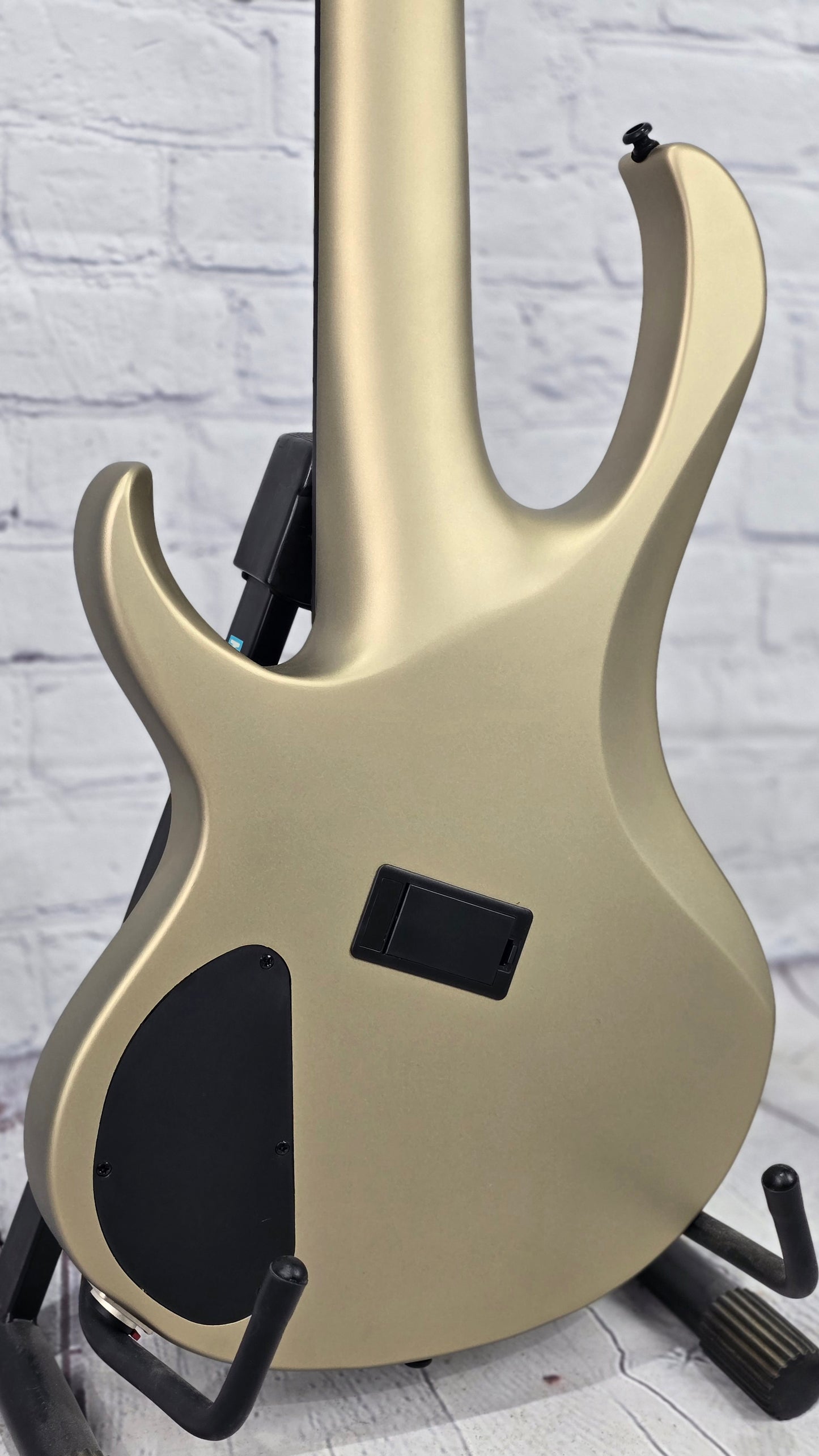 Ibanez Bass Workshop BTB605MS SOM 5 String Multiscale Bass Solar Eclipse Matte