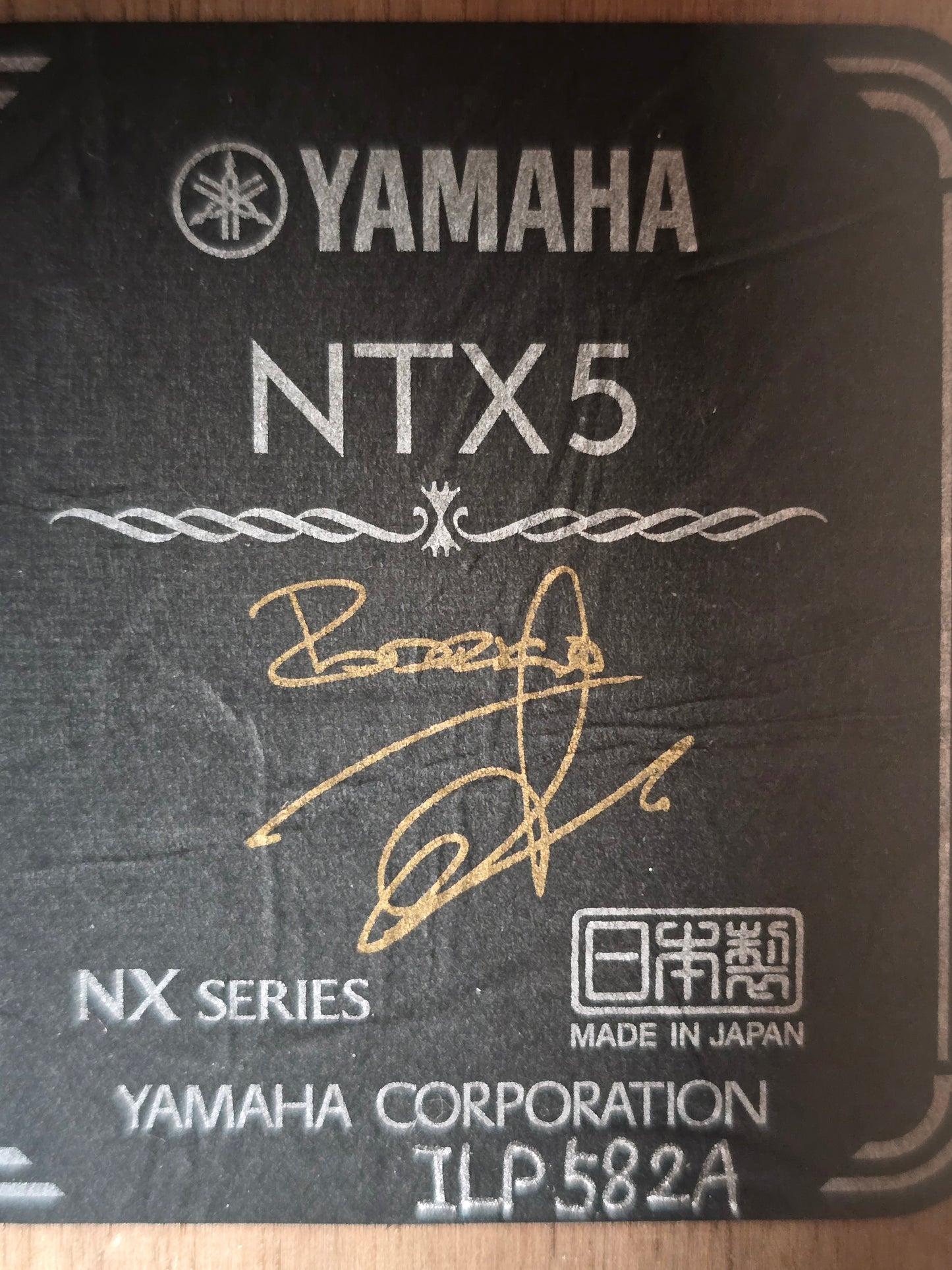 Yamaha NTX5 Nylon String Classical Acoustic Guitar Natural Spruce Top