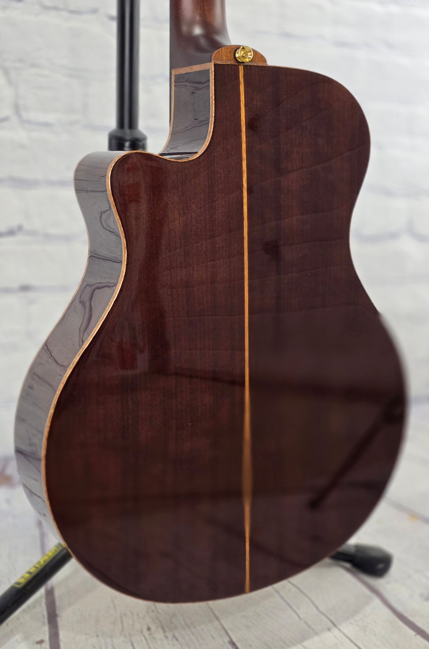 Yamaha NTX5 Nylon String Classical Acoustic Guitar Natural Spruce Top