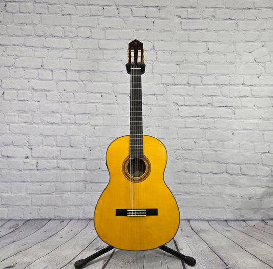 Yamaha CG-TA Classical TransAcoustic Series Acoustic Guitar Vintage Tint