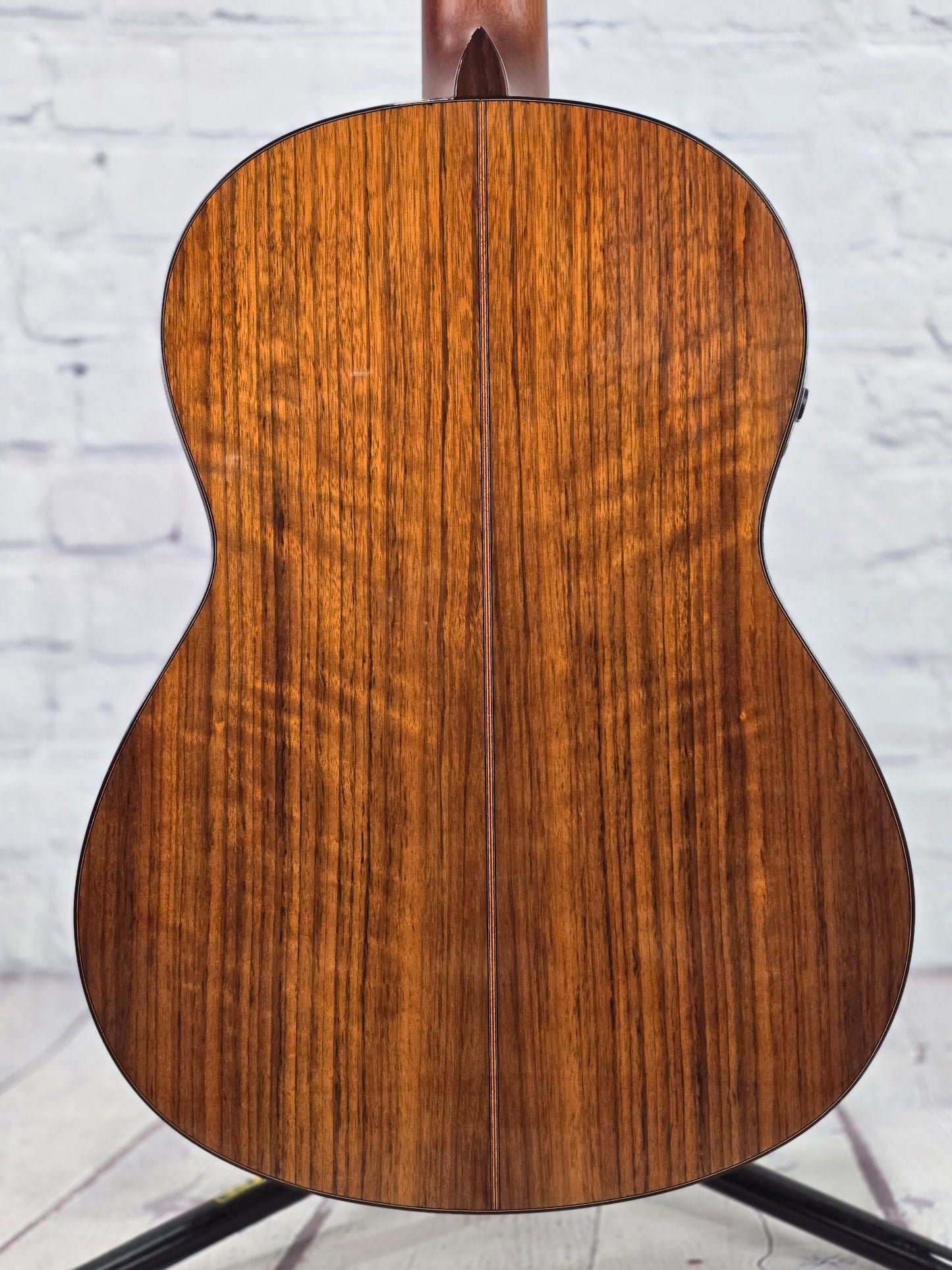 Yamaha CG-TA Classical TransAcoustic Series Acoustic Guitar Vintage Tint
