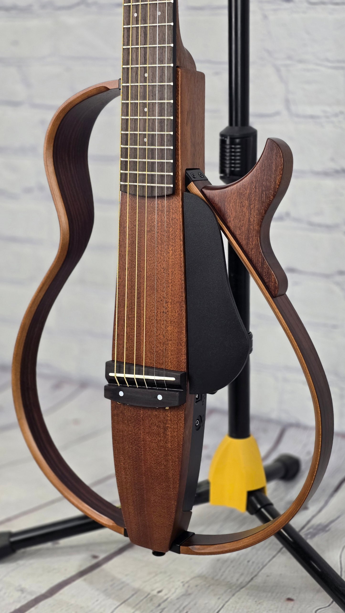 Yamaha Silent Guitar SLG200S NT 6 String Silent Acoustic Guitar Steel Strings Natural