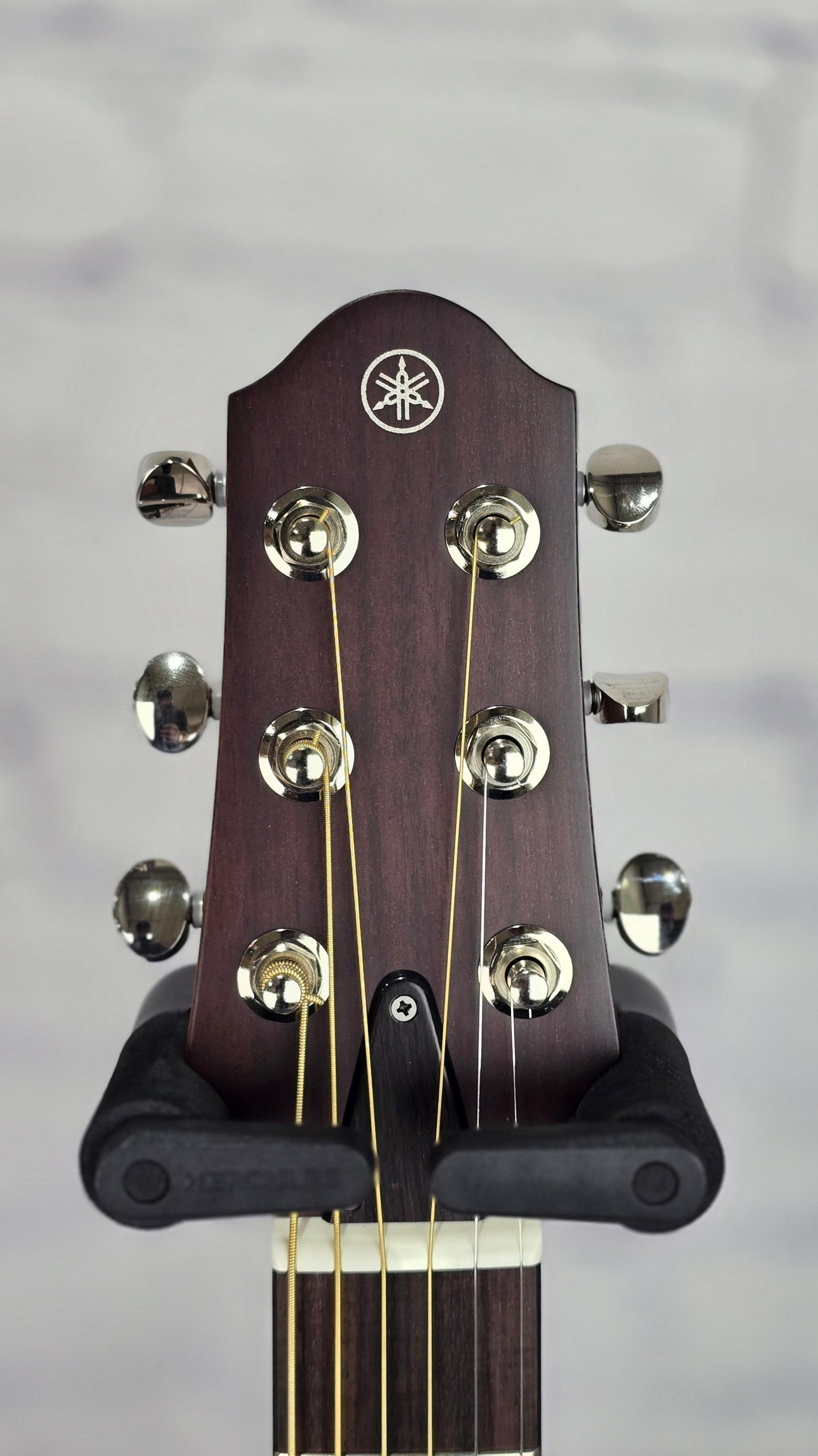 Yamaha Silent Guitar SLG200S NT 6 String Silent Acoustic Guitar Steel Strings Natural