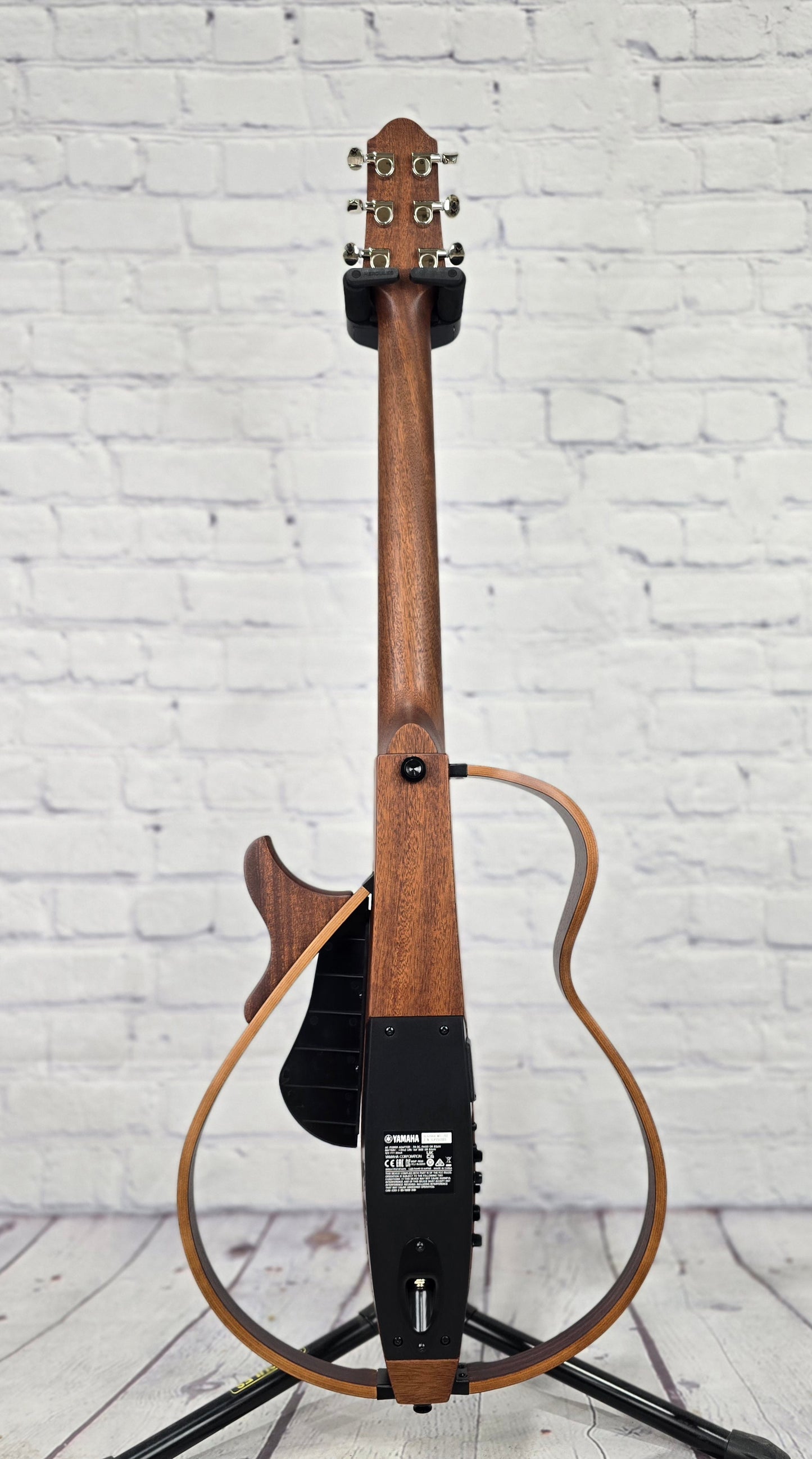 Yamaha Silent Guitar SLG200S NT 6 String Silent Acoustic Guitar Steel Strings Natural