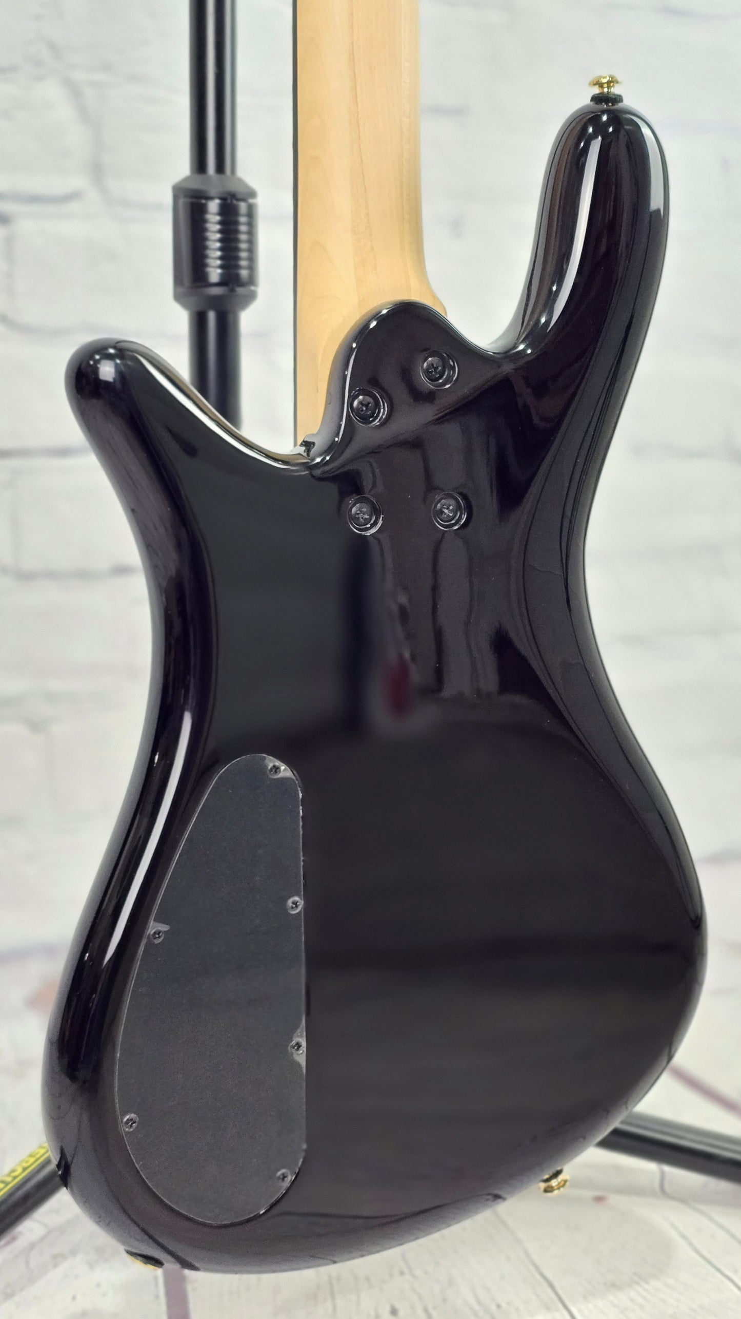 Spector NS-2 Icon Bolt-On 4 String Bass Black Cherry Gloss