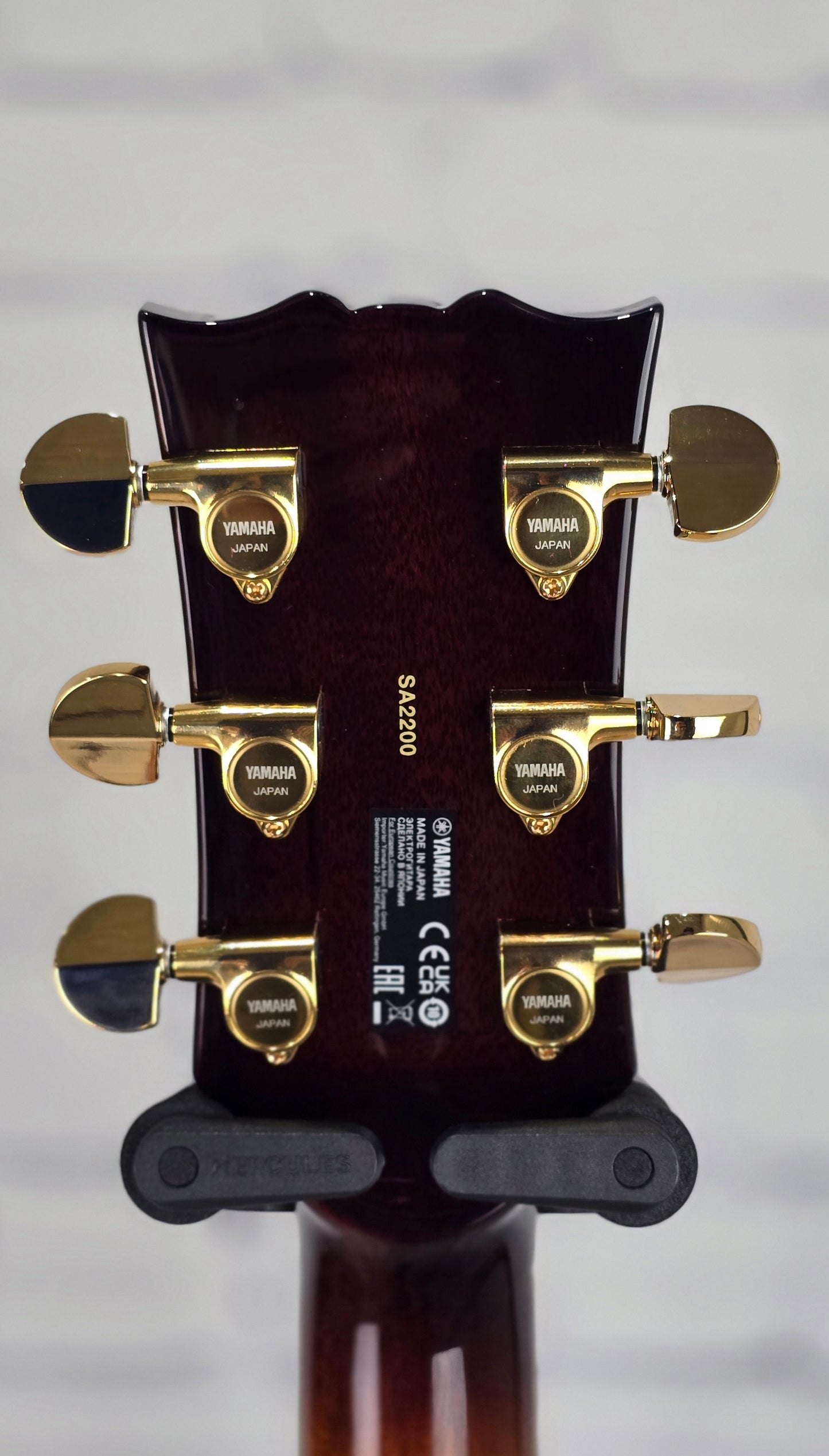 Yamaha Guitars SA2200 VS Japan Crafted Semi-Hollow 6 String Electric Guitar Violin Sunburst