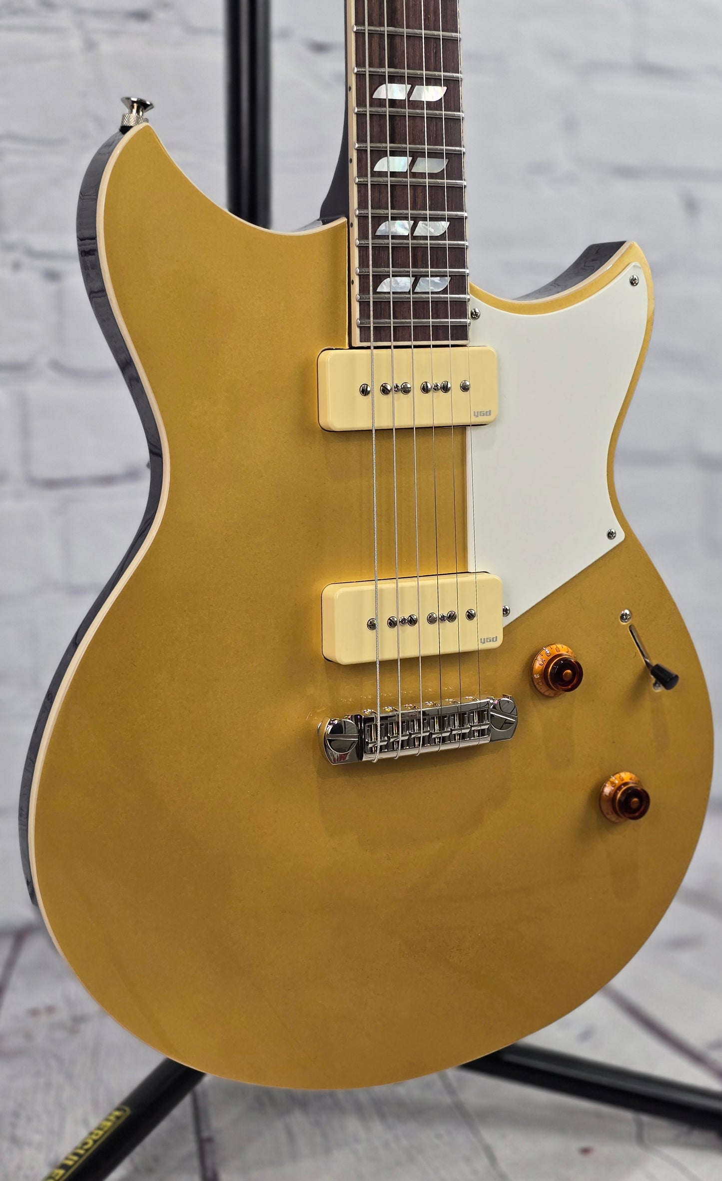 Yamaha Revstar Chris Buck Signature 6 String Electric Guitar RS02CB HG Honey Gold