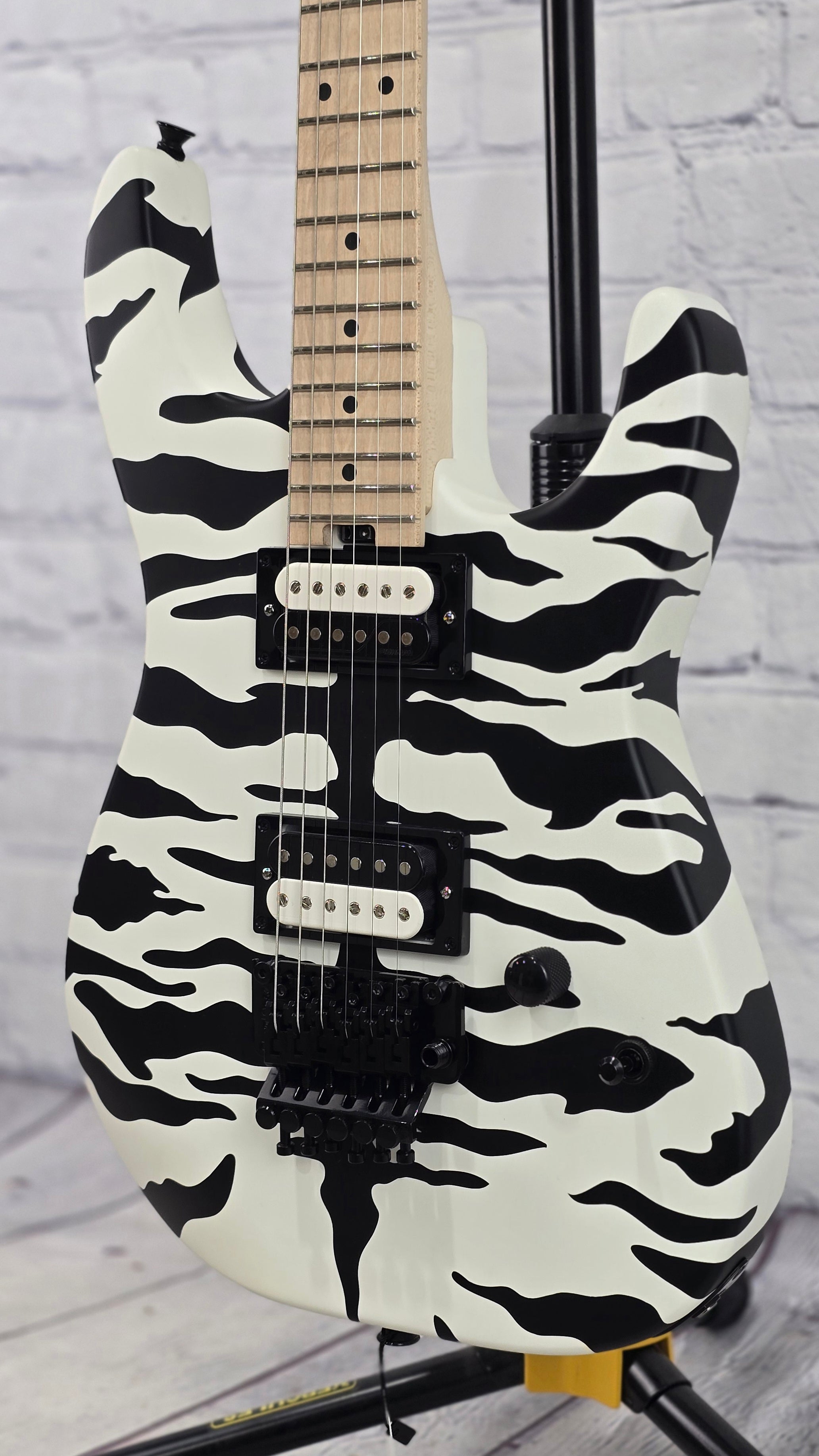 Charvel Guitars Satchel Signature Pro-Mod DK22 HH FR M 6 String