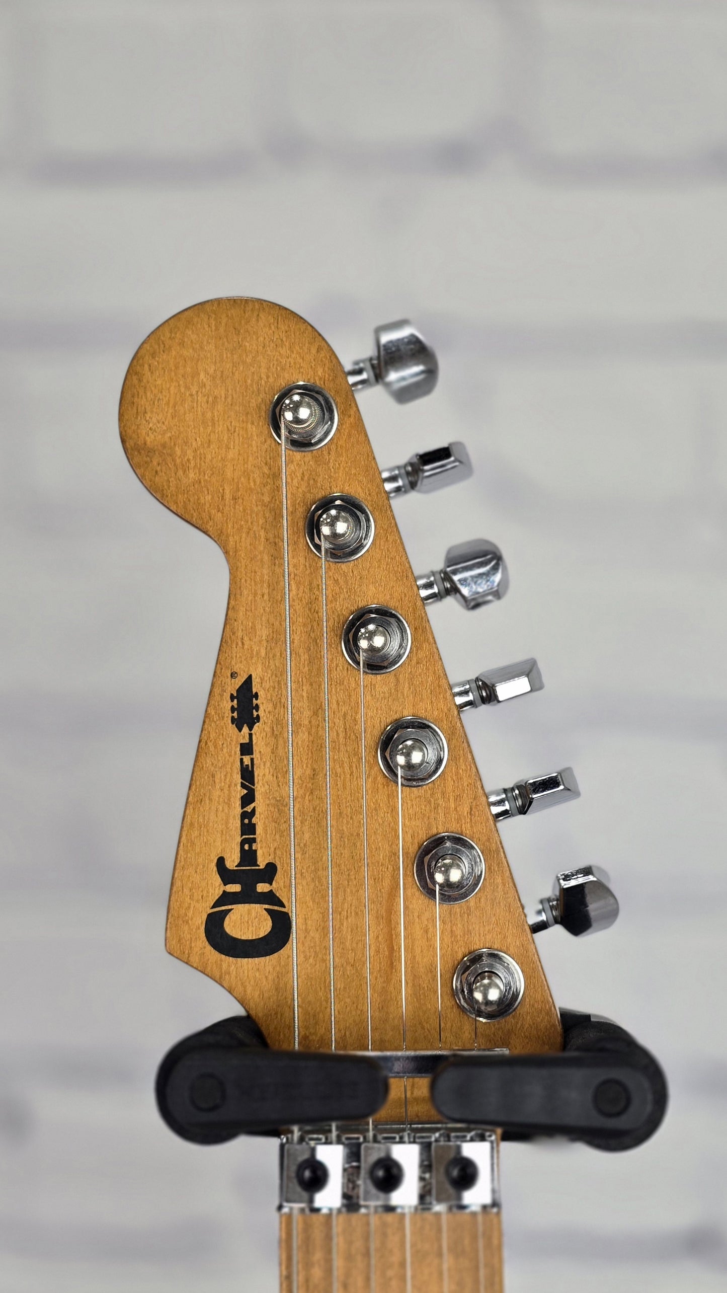 Charvel Guitars Henrik Danhage Limited Edition Signature Pro-Mod So-Cal Style 1 HS FR M White Relic