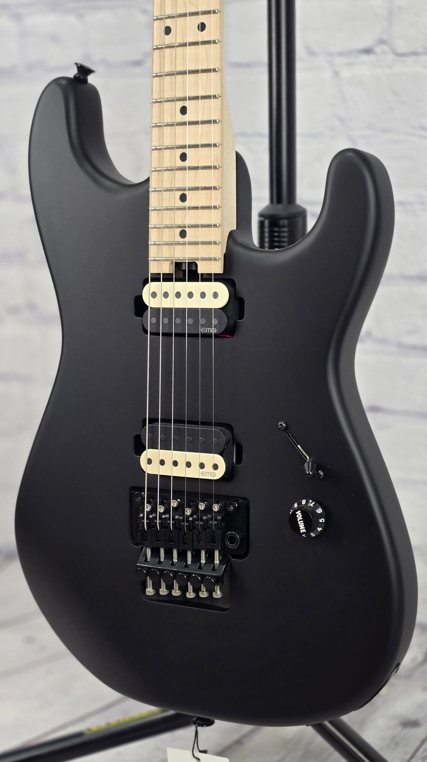 Charvel Guitars Jim Root Signature Pro-Mod San Dimas Style 1 6 String Electric Guitar Satin Black