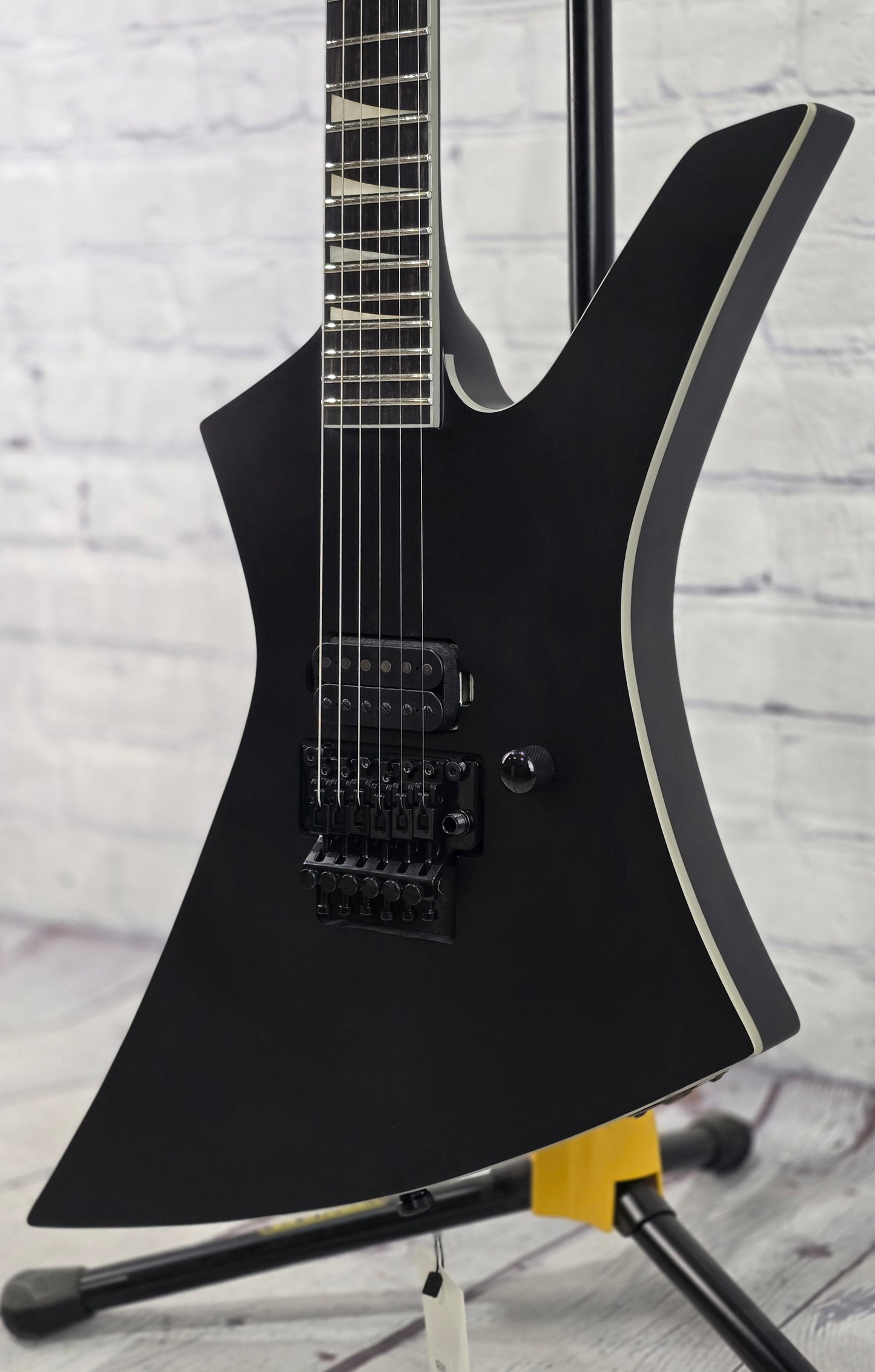 Jackson Guitars Pro Plus Pure Metal Kelly KE1A 6 String Electric Guitar Limited Edition Satin Black