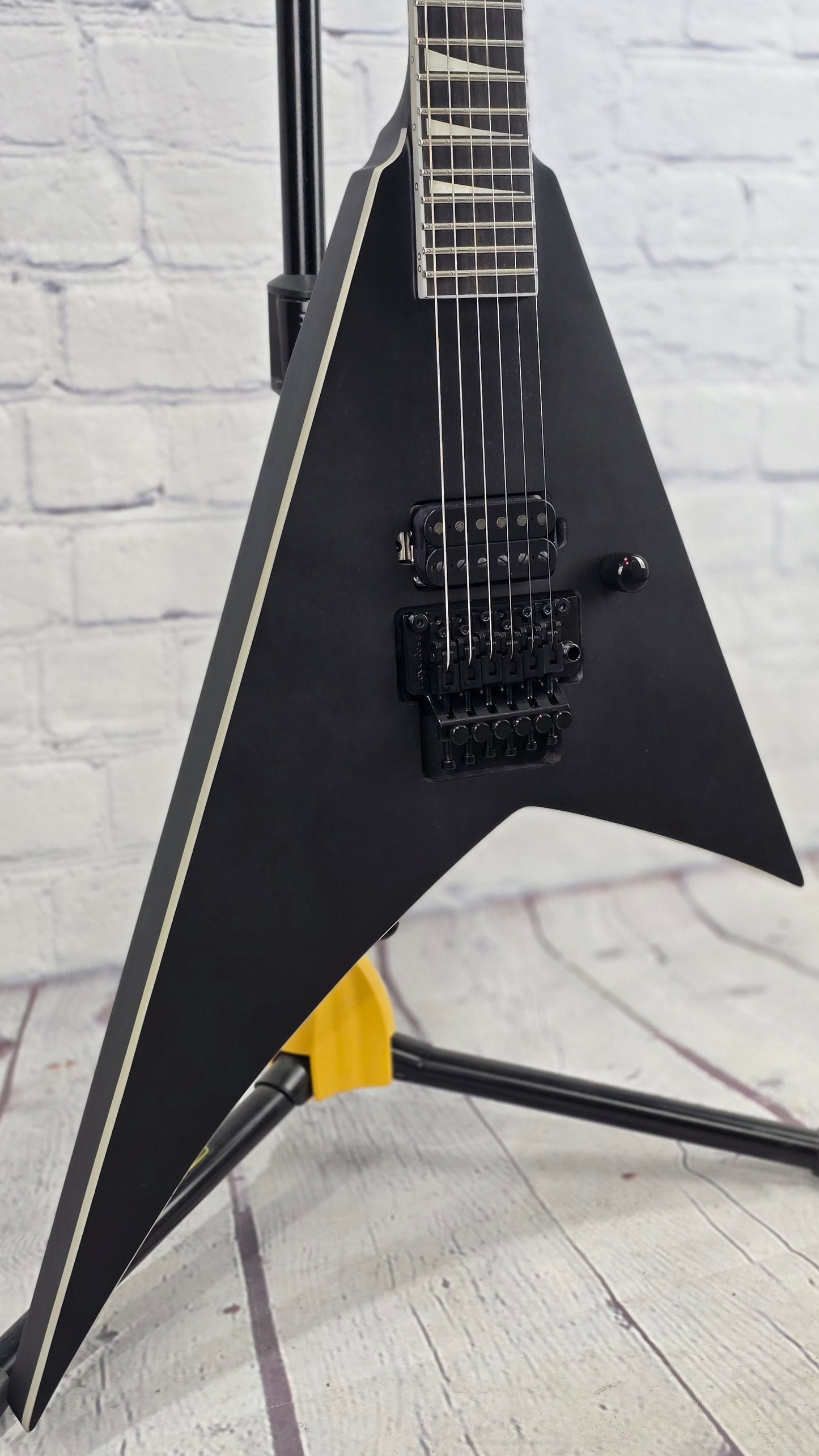 Jackson Guitars Pro Plus Pure Metal Rhoads RR1A 6 String Electric Guitar Limited Edition Satin Black