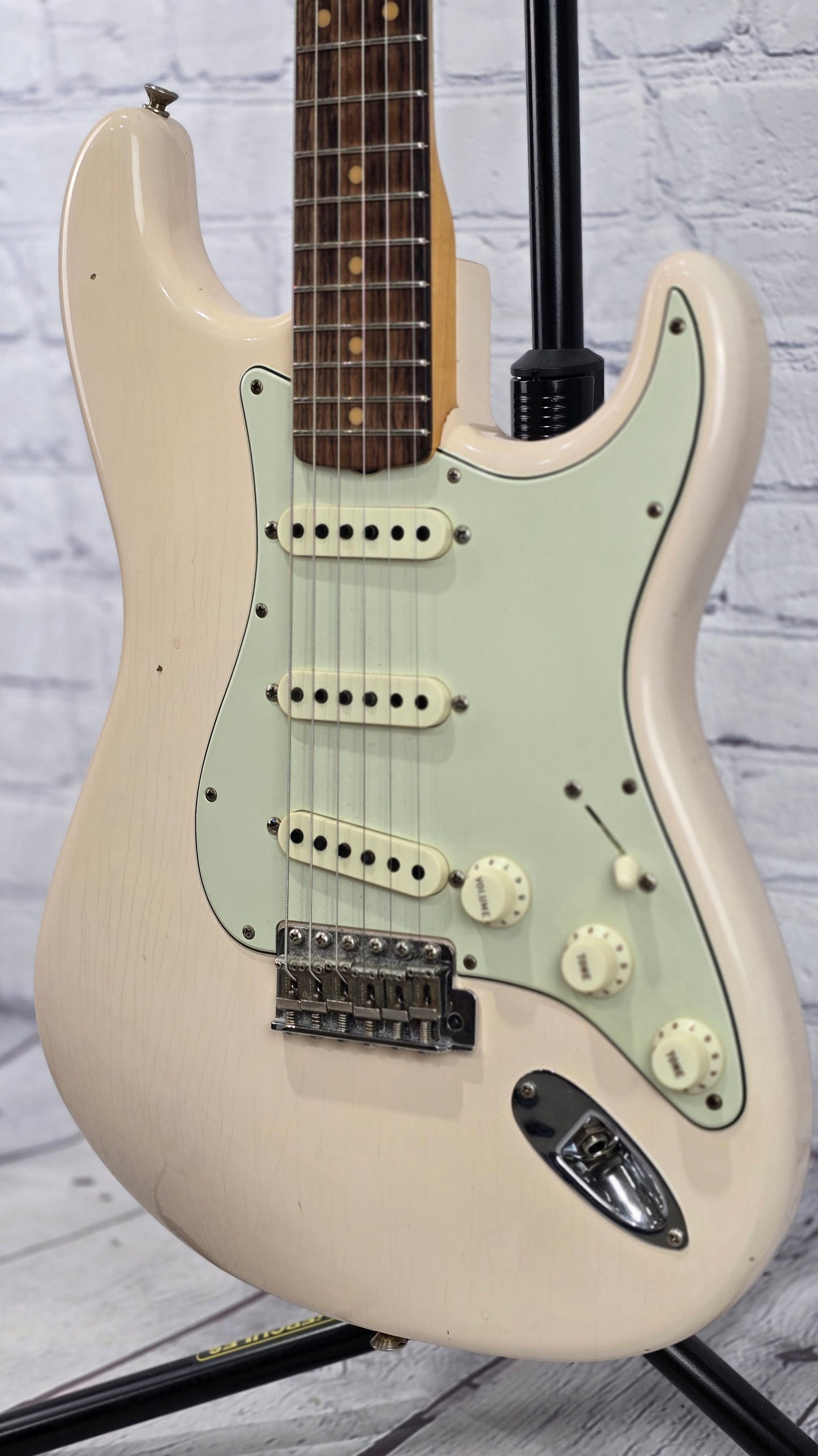 USED Fender Custom Shop '59 Stratocaster Journeyman Relic 6 String Electric Guitar Super Faded Shell Pink