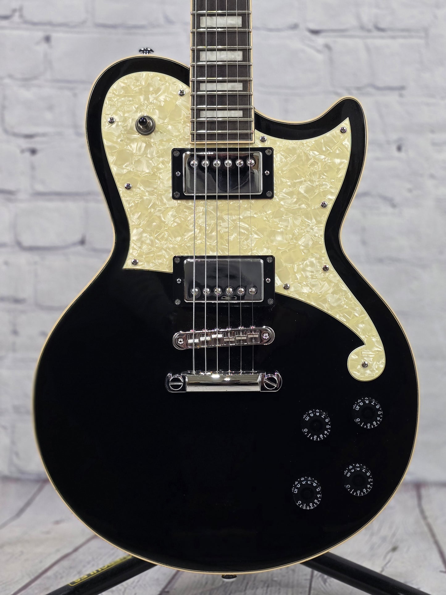 USED D'Angelico Premier Atlantic 6 String Electric Guitar Gloss Black Flake