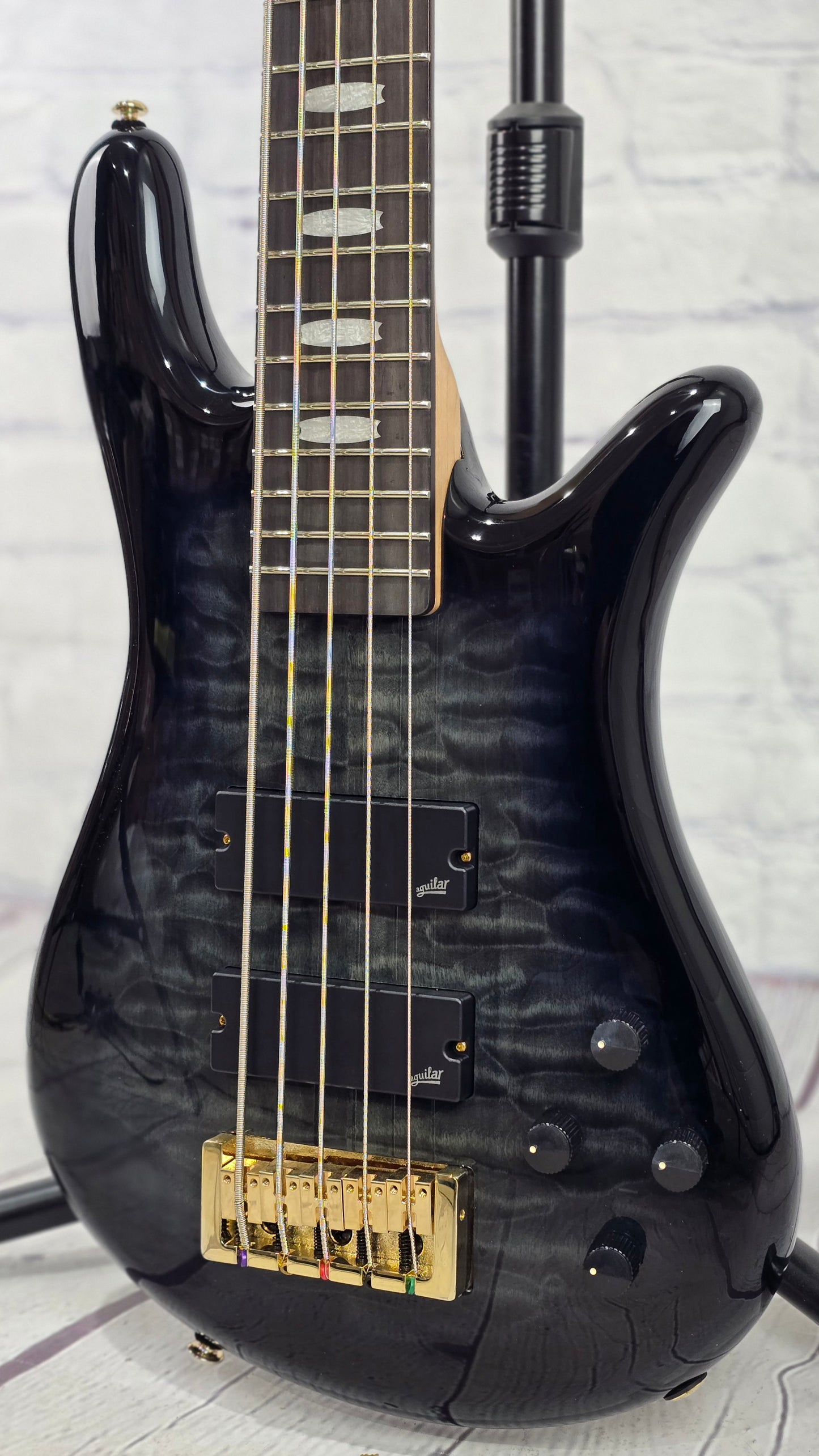 Spector NS Icon NS-5 Bolt-On 5 String Bass Black Stain Quilt Gloss