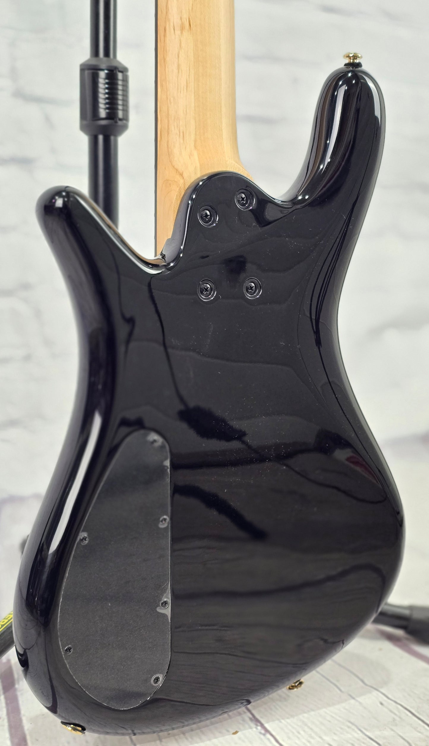 Spector NS Icon NS-5 Bolt-On 5 String Bass Black Stain Quilt Gloss