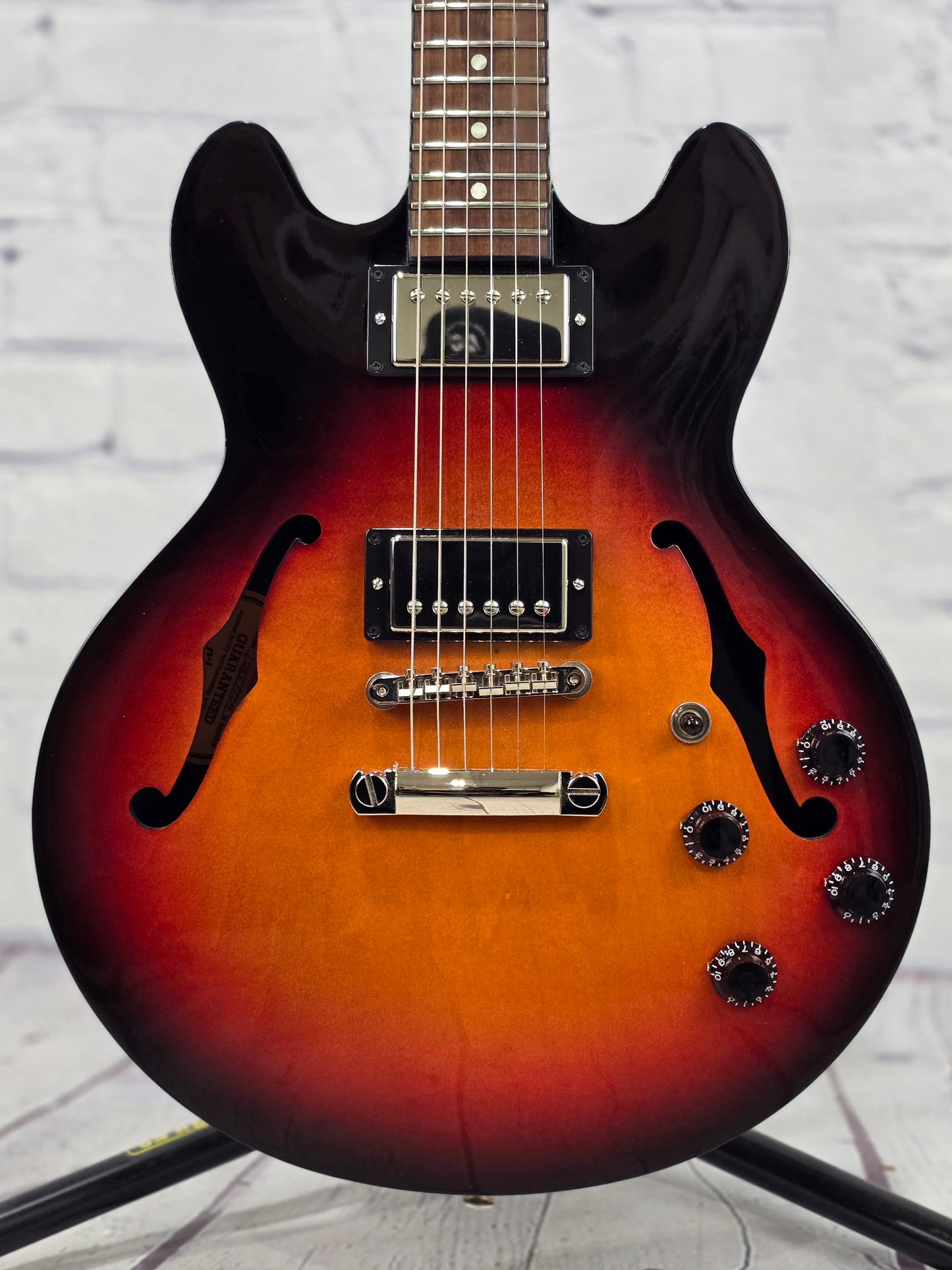 USED Gibson USA ES-339 Studio 6 String Electric Guitar Ginger Burst