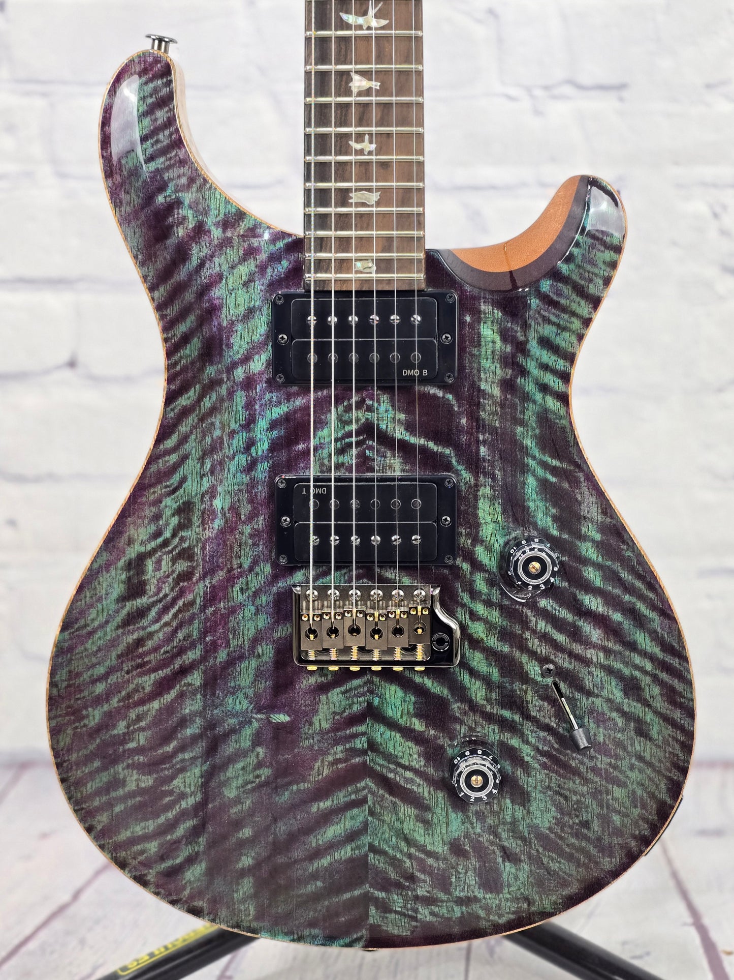 Paul Reed Smith PRS Guitars Custom 24 Limited Mango 6 String Electric Guitar Violet