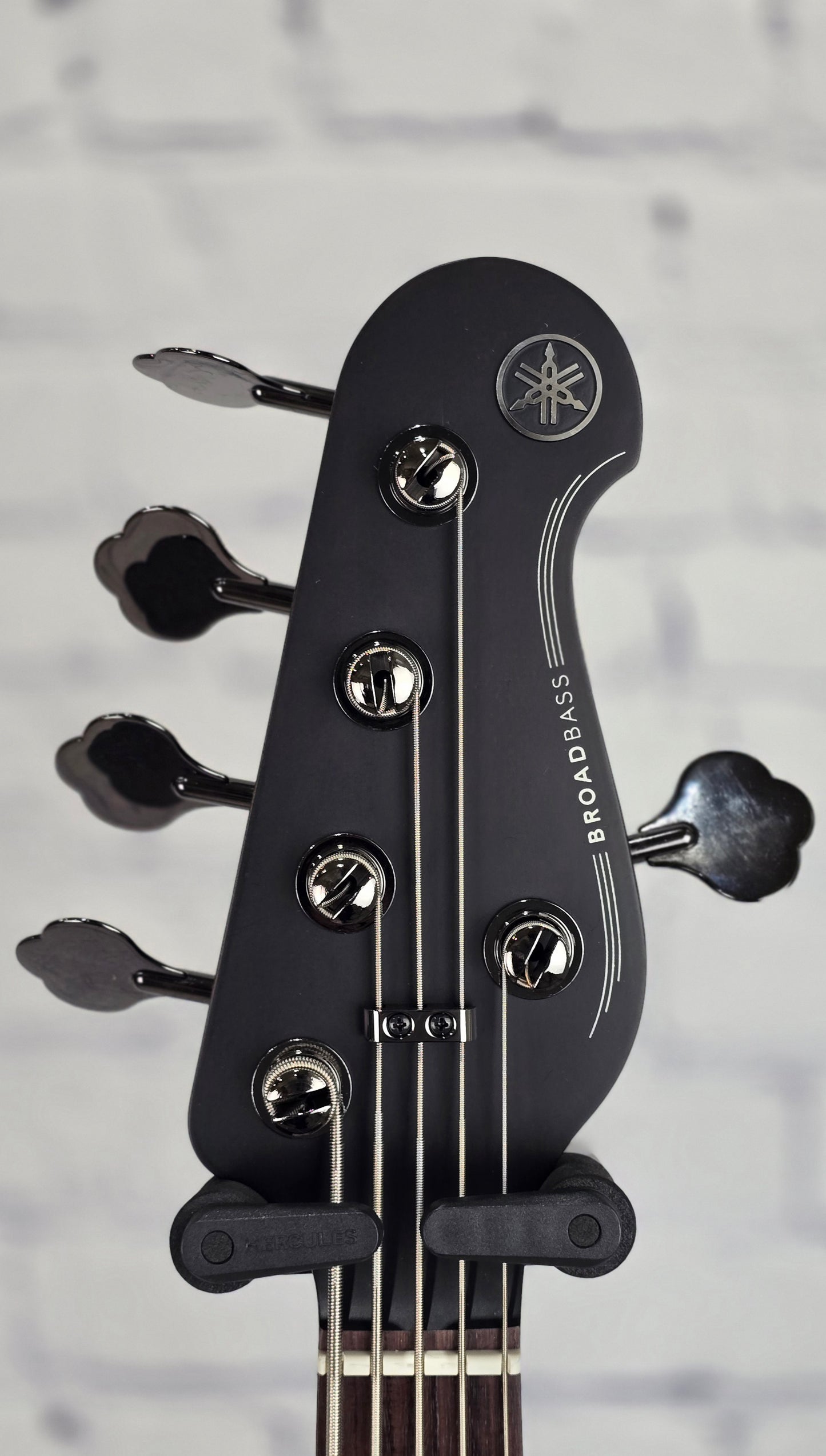 Yamaha BB735A IBL Electric 5 String Bass Indigo Blue