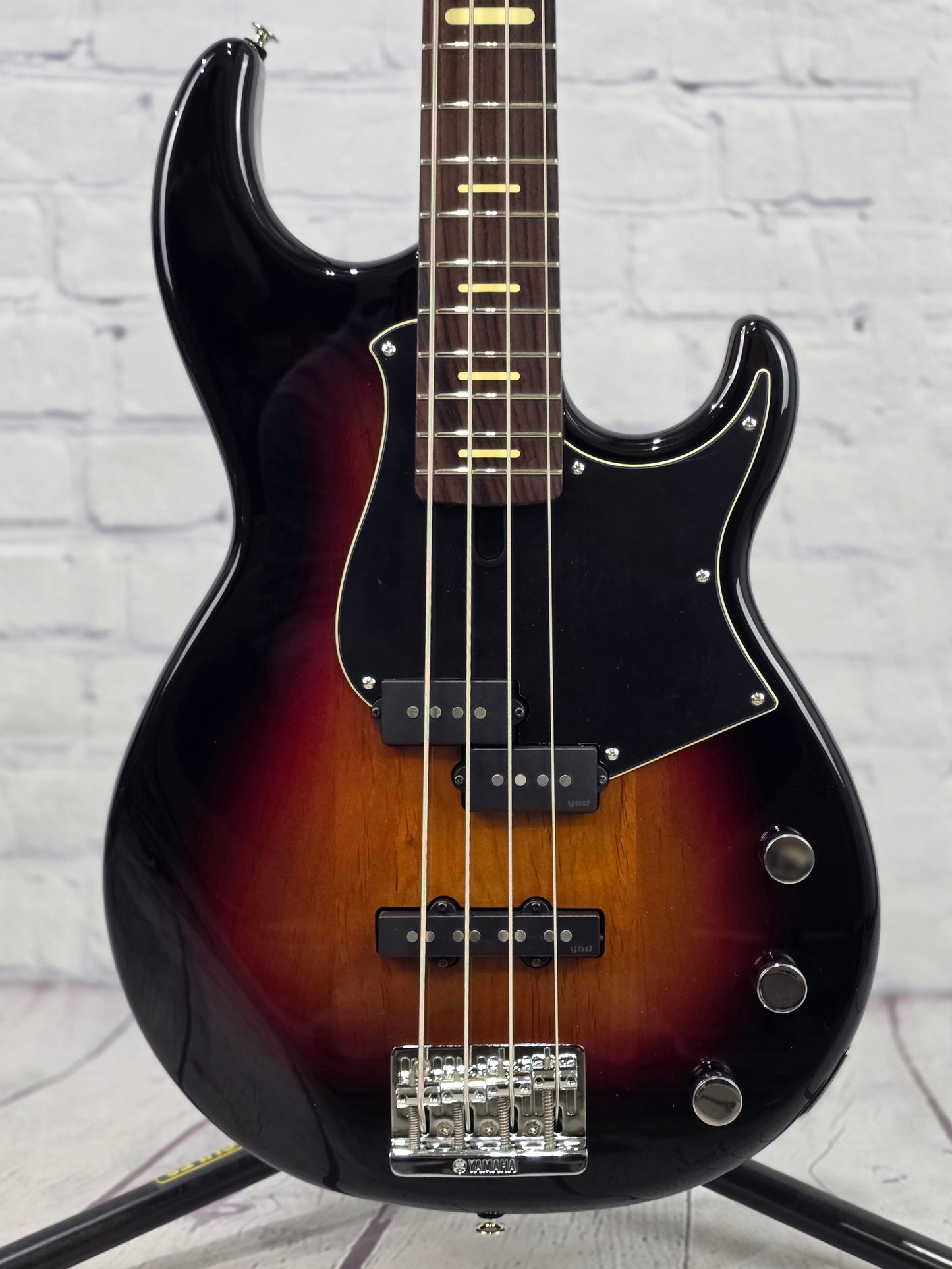 Yamaha BBP34II VS Professional 4 String Bass Vintage Sunburst