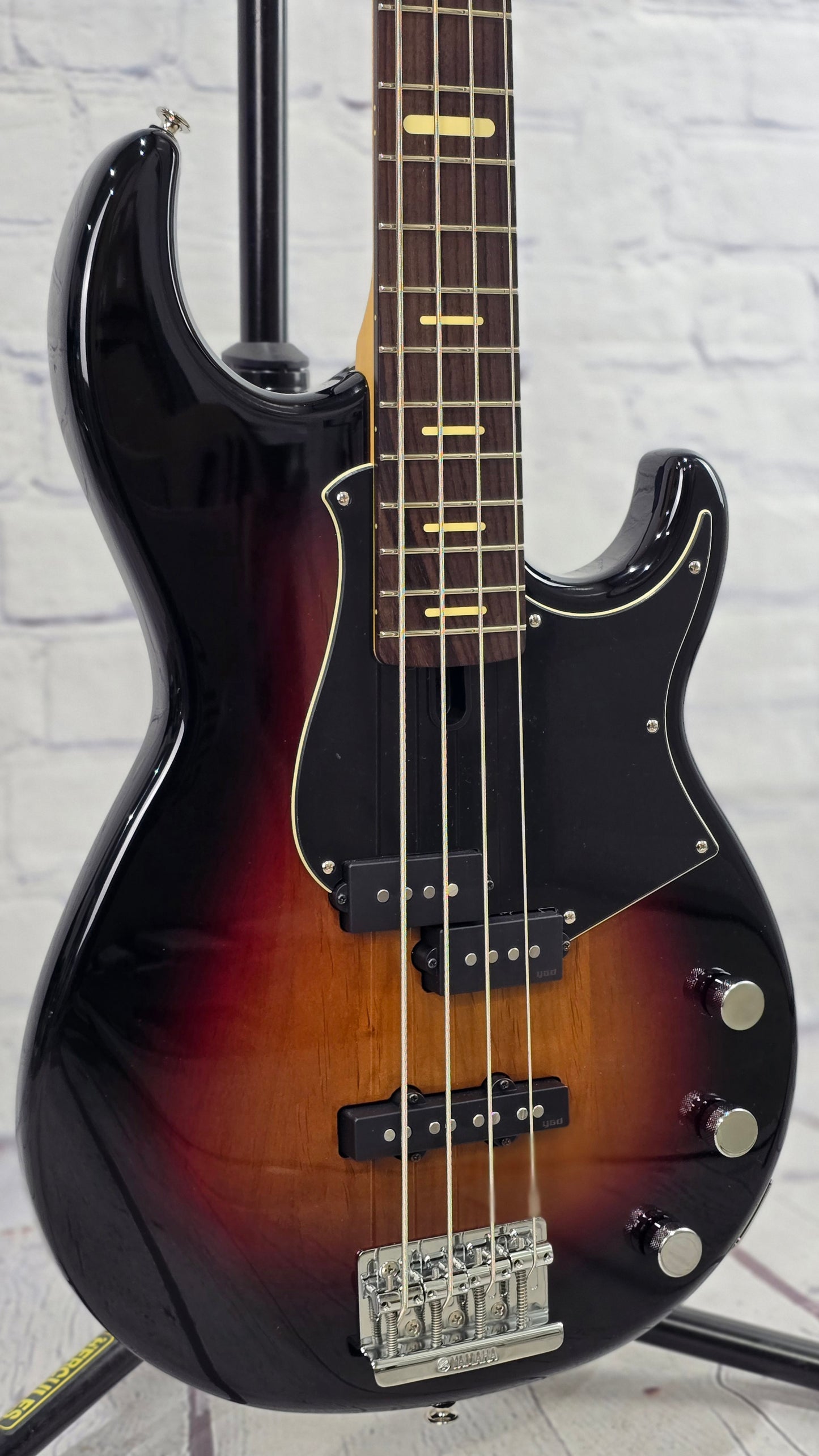 Yamaha BBP34II VS Professional 4 String Bass Vintage Sunburst