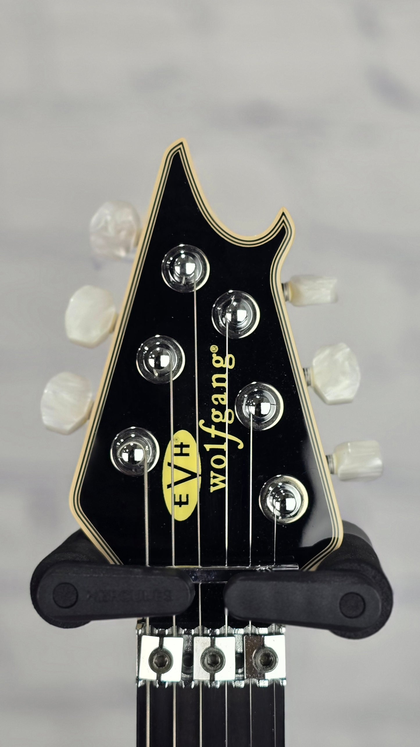 USED EVH Guitars Wolfgang USA 6 String Electric Guitar Gloss Ivory