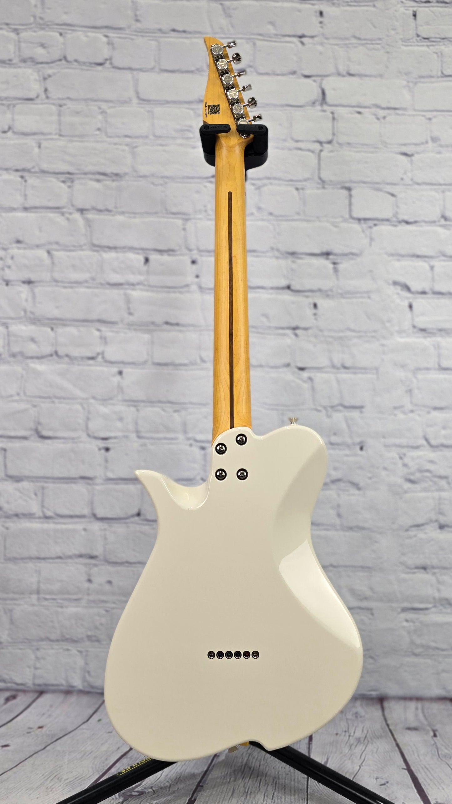 USED Vola Vasti MC 6 String Electric Guitar Vintage White
