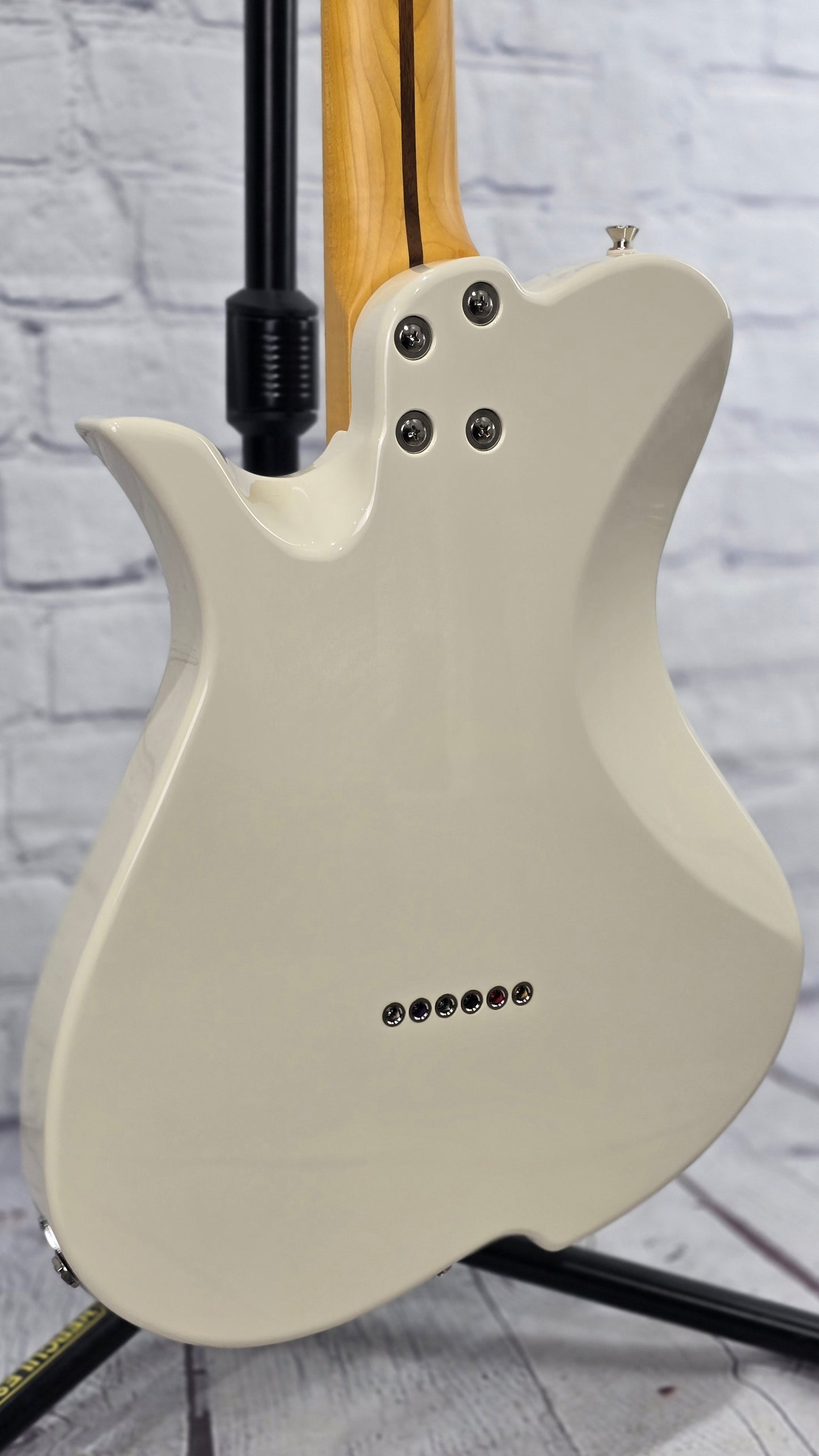 USED Vola Vasti MC 6 String Electric Guitar Vintage White