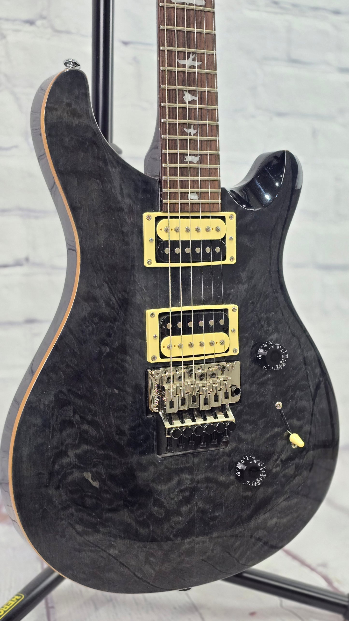 USED Paul Reed Smith PRS Guitars SE Custom 24 Floyd Rose Electric Guitar Grey Black