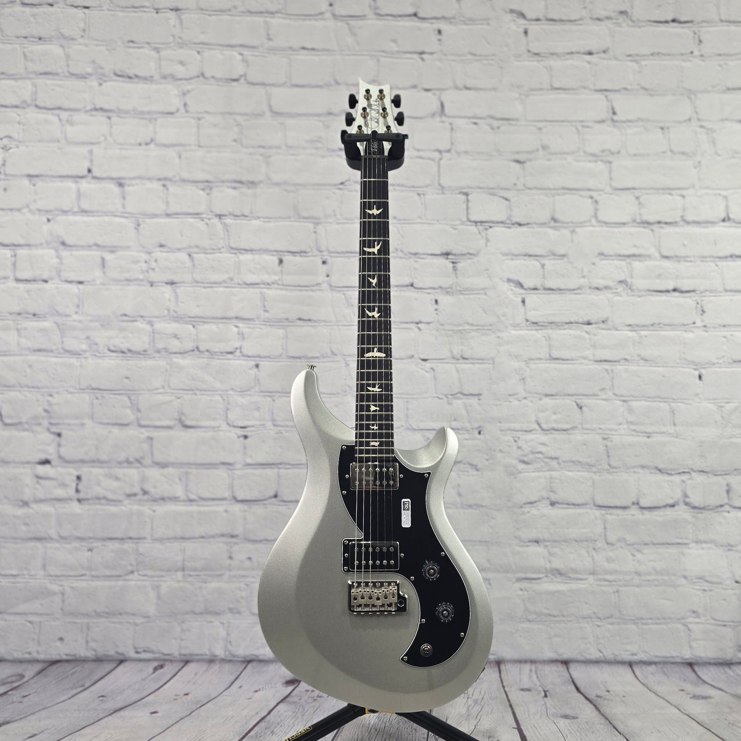 Paul Reed Smith PRS Guitars S2 Vela HHT 6 String Electric Guitars Platinum Metallic