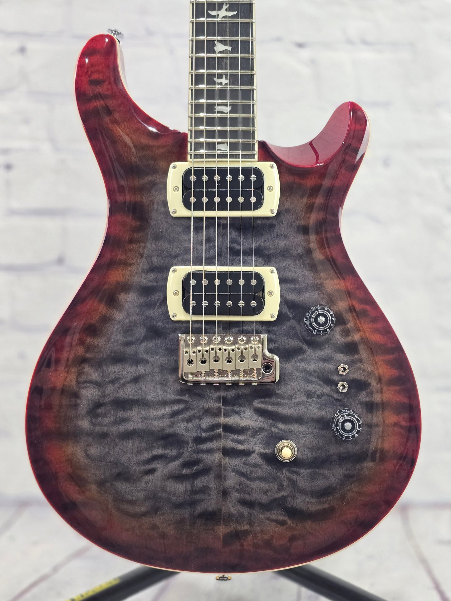 Paul Reed Smith PRS Guitars SE Custom 24-08 Quilt Electric Guitar Charcoal Cherry Burst