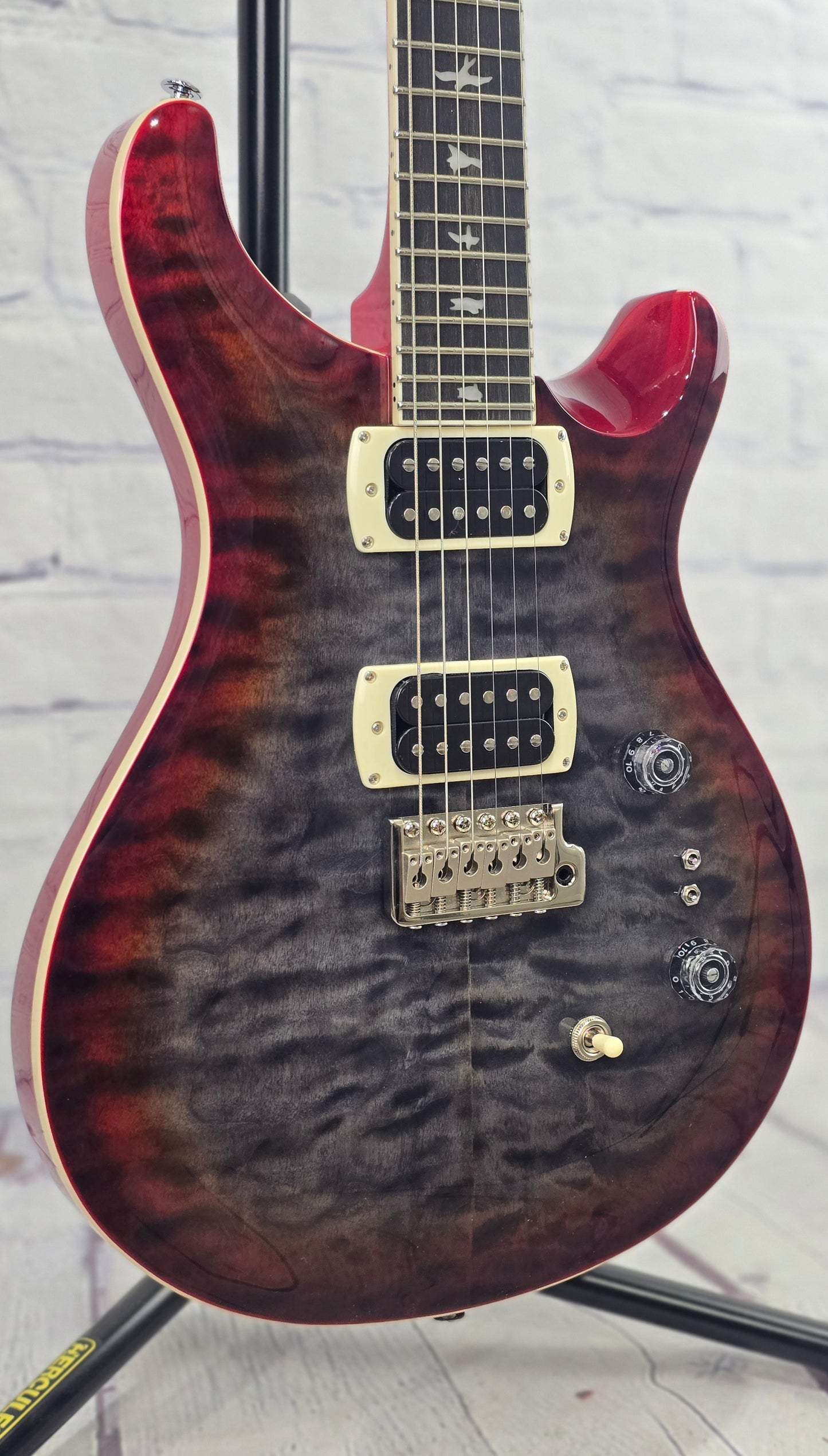 Paul Reed Smith PRS Guitars SE Custom 24-08 Quilt Electric Guitar Charcoal Cherry Burst