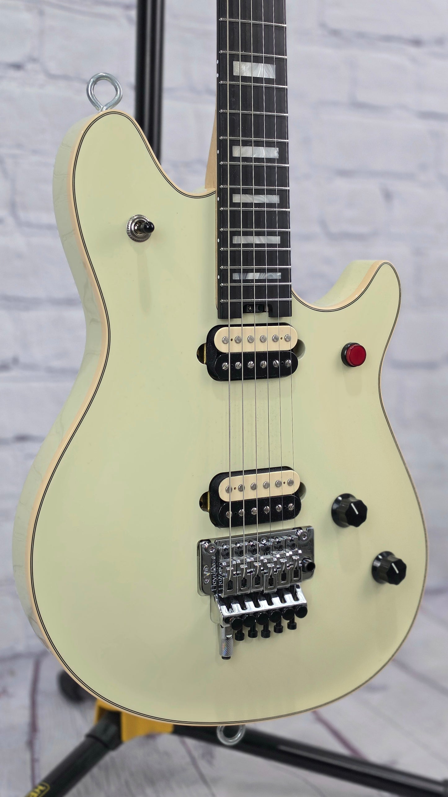 USED EVH Guitars Wolfgang USA Edward Van Halen Signature 6 String Electric Guitar Gloss Ivory