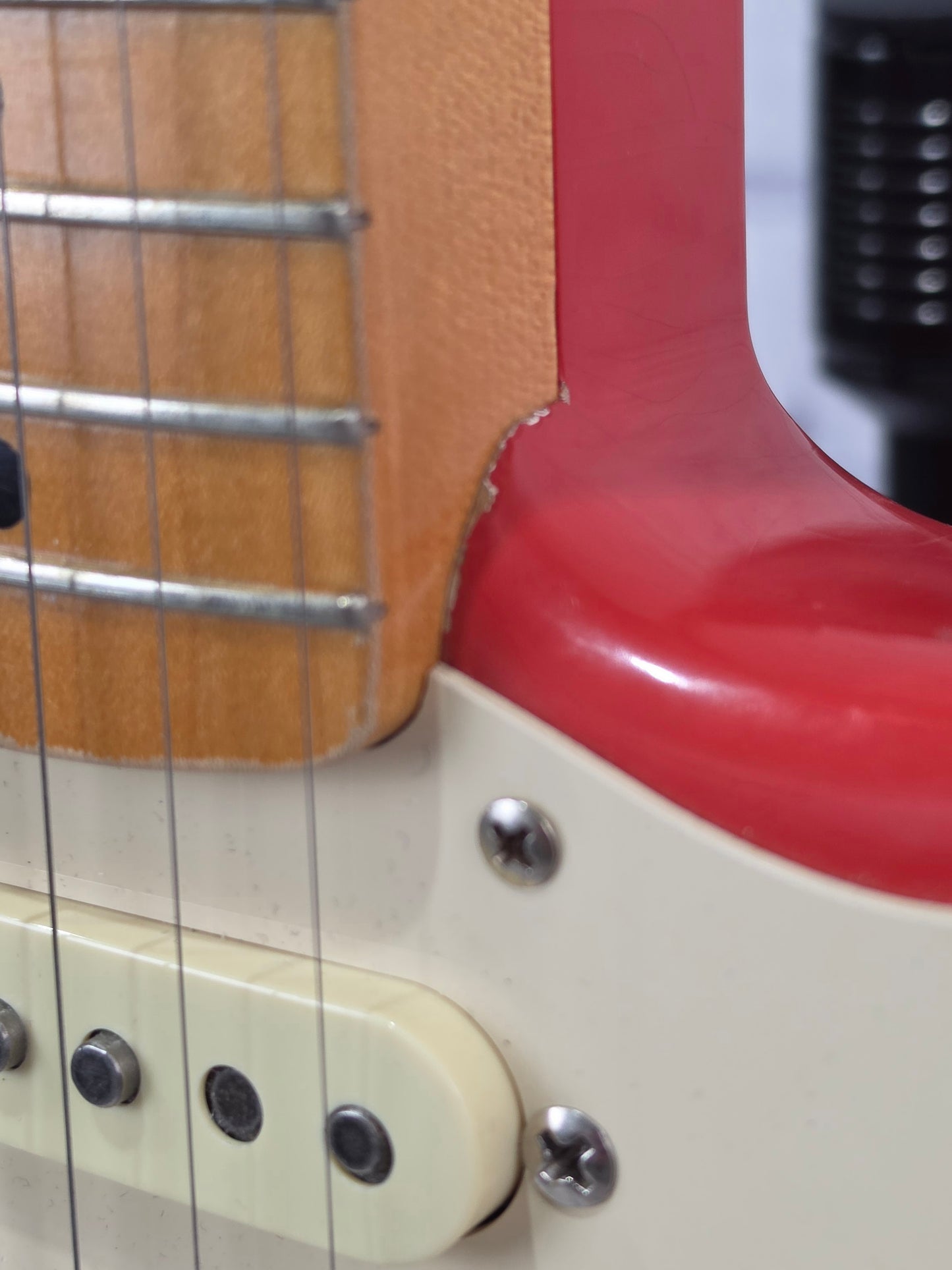 USED Fender Custom Shop 1956 Stratocaster Relic 6 String Electric Guitar Closet Classic Fiesta Red