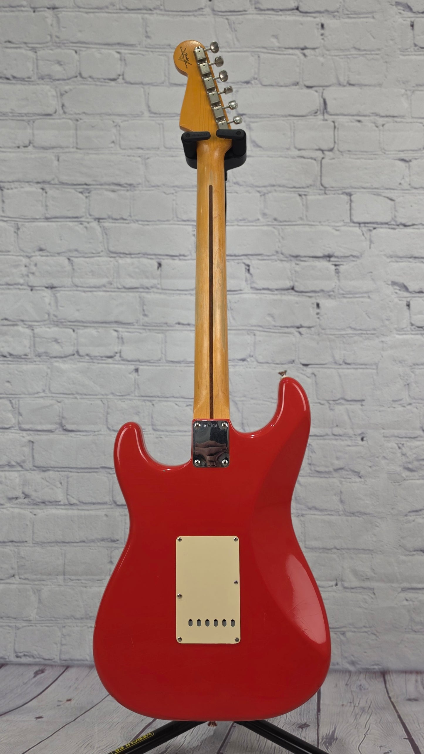 USED Fender Custom Shop 1956 Stratocaster Relic 6 String Electric Guitar Closet Classic Fiesta Red