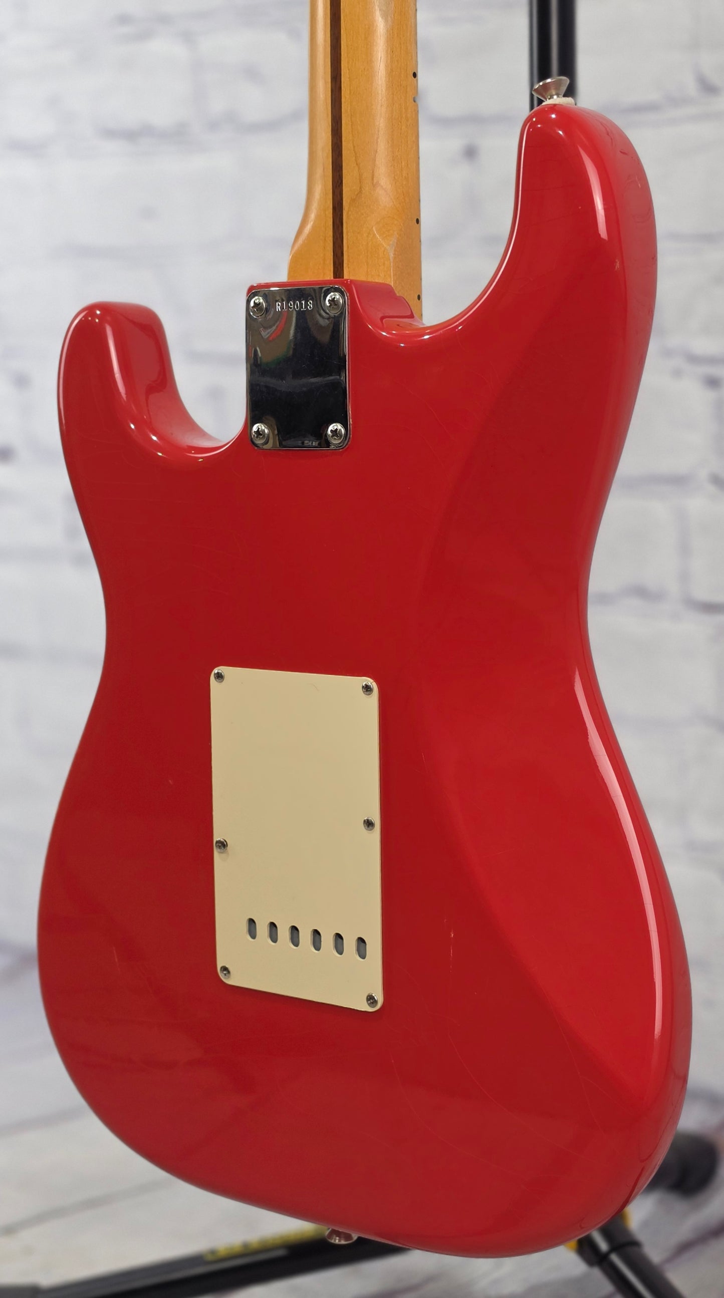 USED Fender Custom Shop 1956 Stratocaster Relic 6 String Electric Guitar Closet Classic Fiesta Red