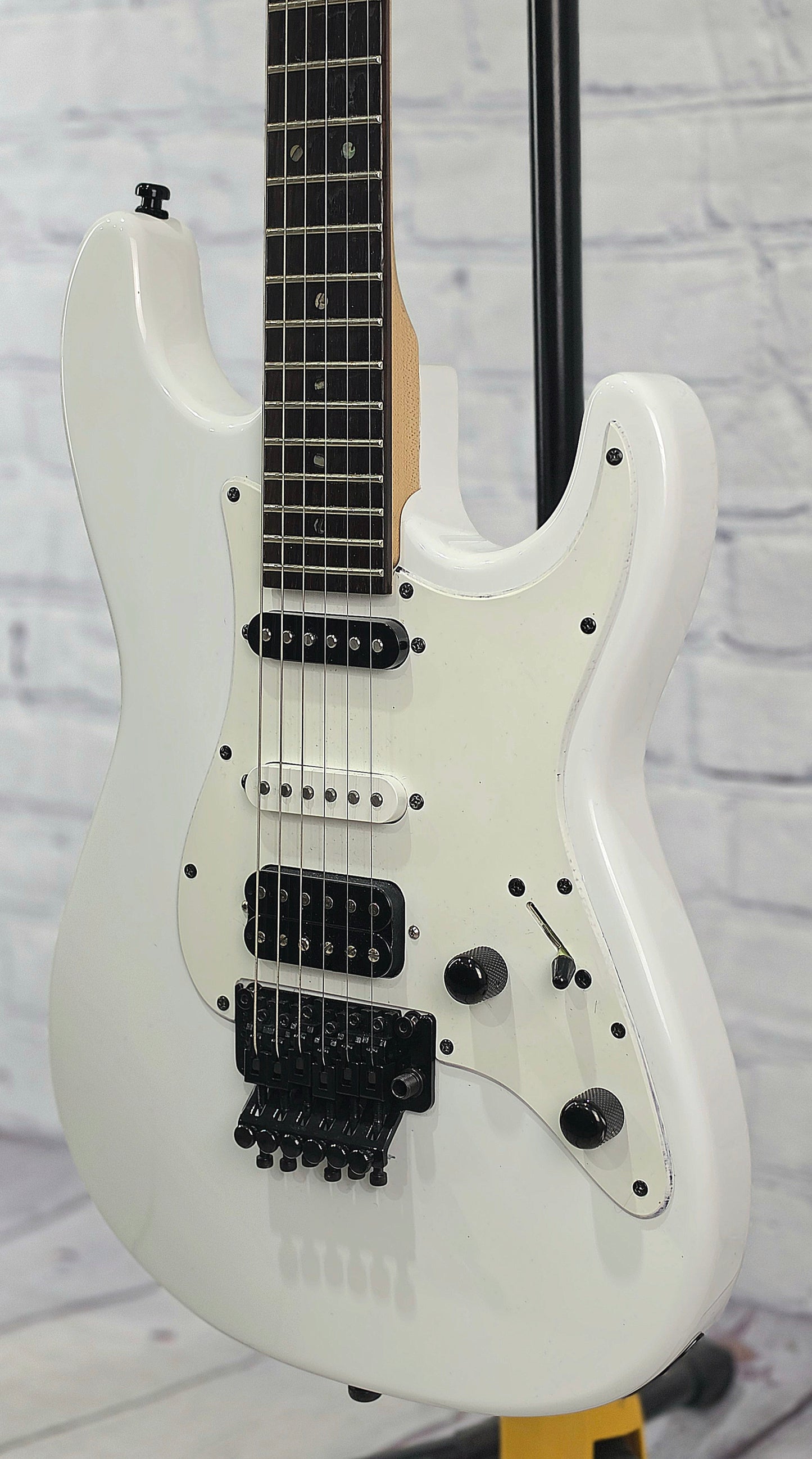 USED Jackson X Series Adrian Smith SDX Electric Guitar Snow White