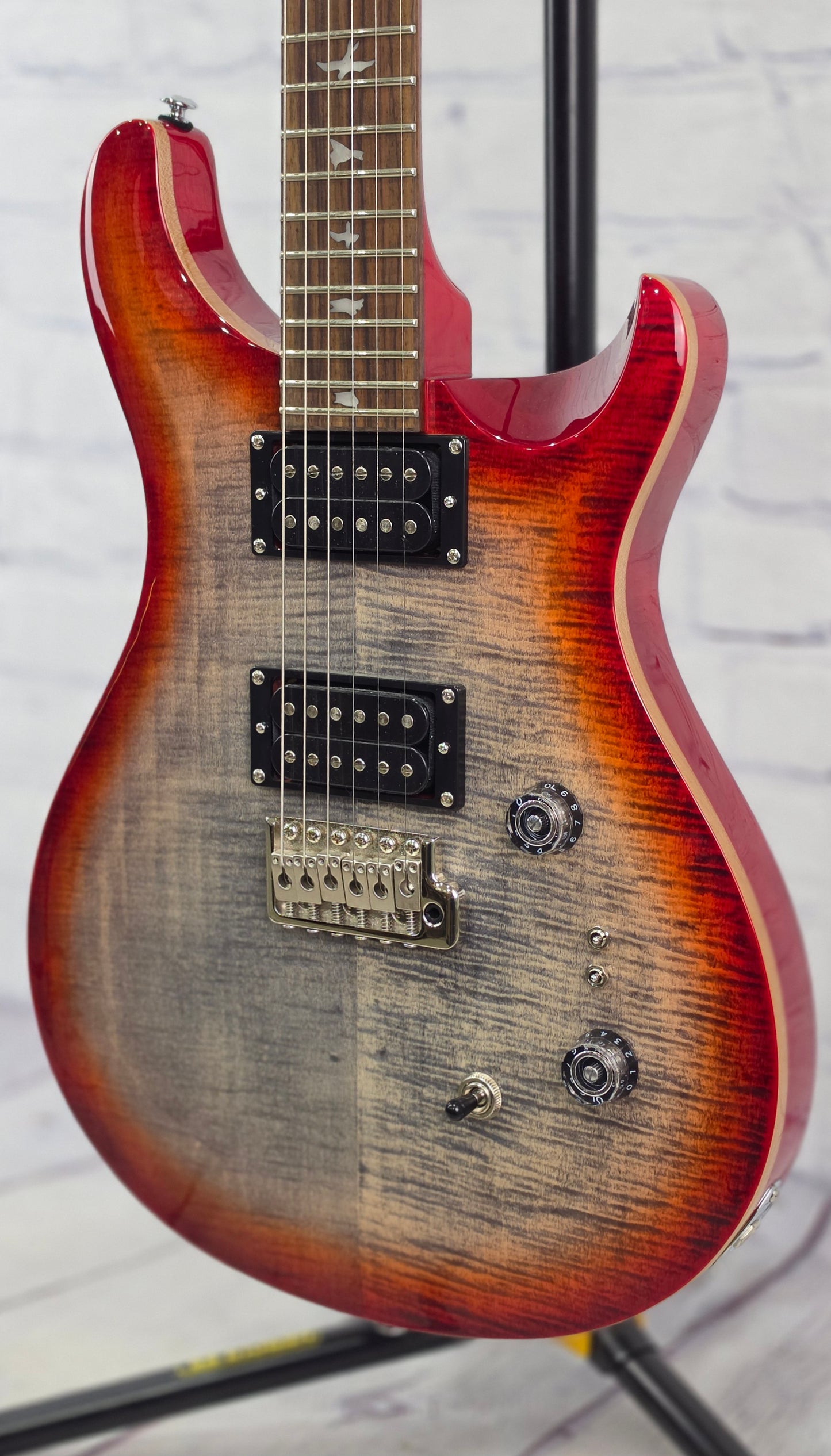 DEMO Paul Reed Smith PRS SE Custom 24-08 Electric Guitar Charcoal Cherry Burst