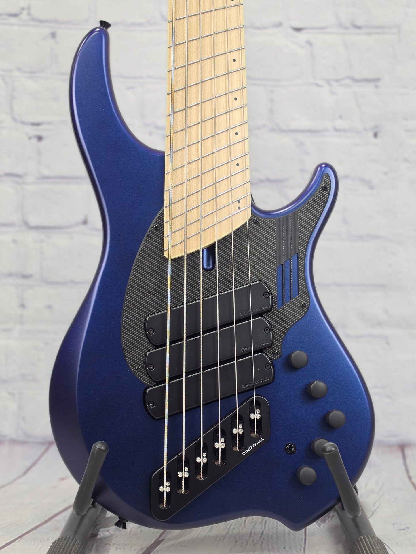 Dingwall Guitars NG3 MBP Nolly 6 String Bass Guitar Matte Blue-To-Purple Colorshift