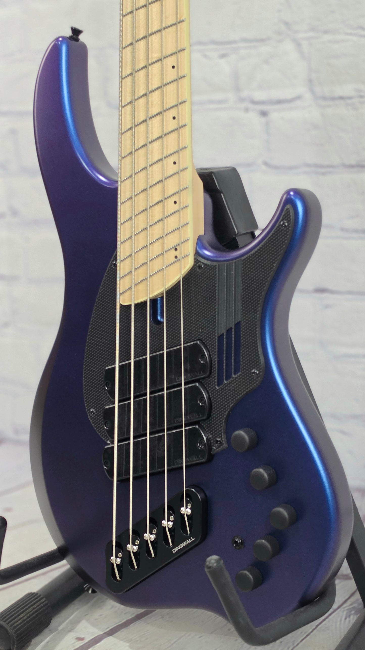 Dingwall Guitars NG3 MBP Nolly 5 String Bass Guitar Matte Blue-To-Purple Colorshift